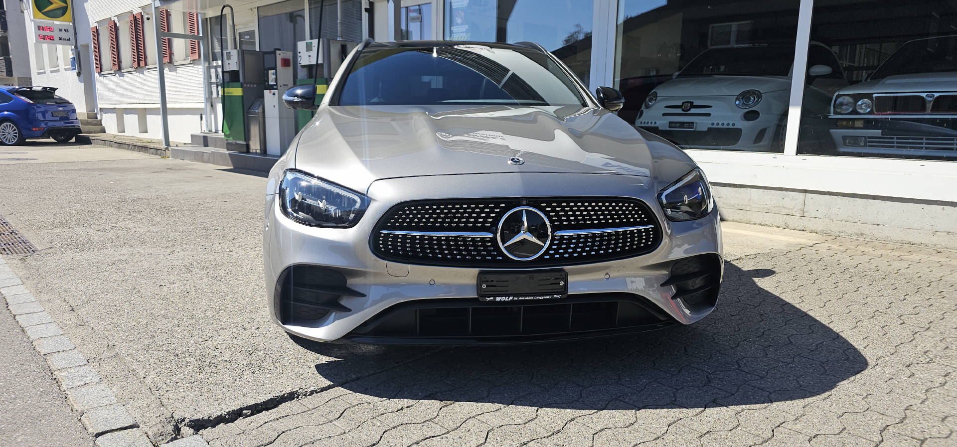 MERCEDES-BENZ E 450 AMG Line 4matic Kombi-image-1