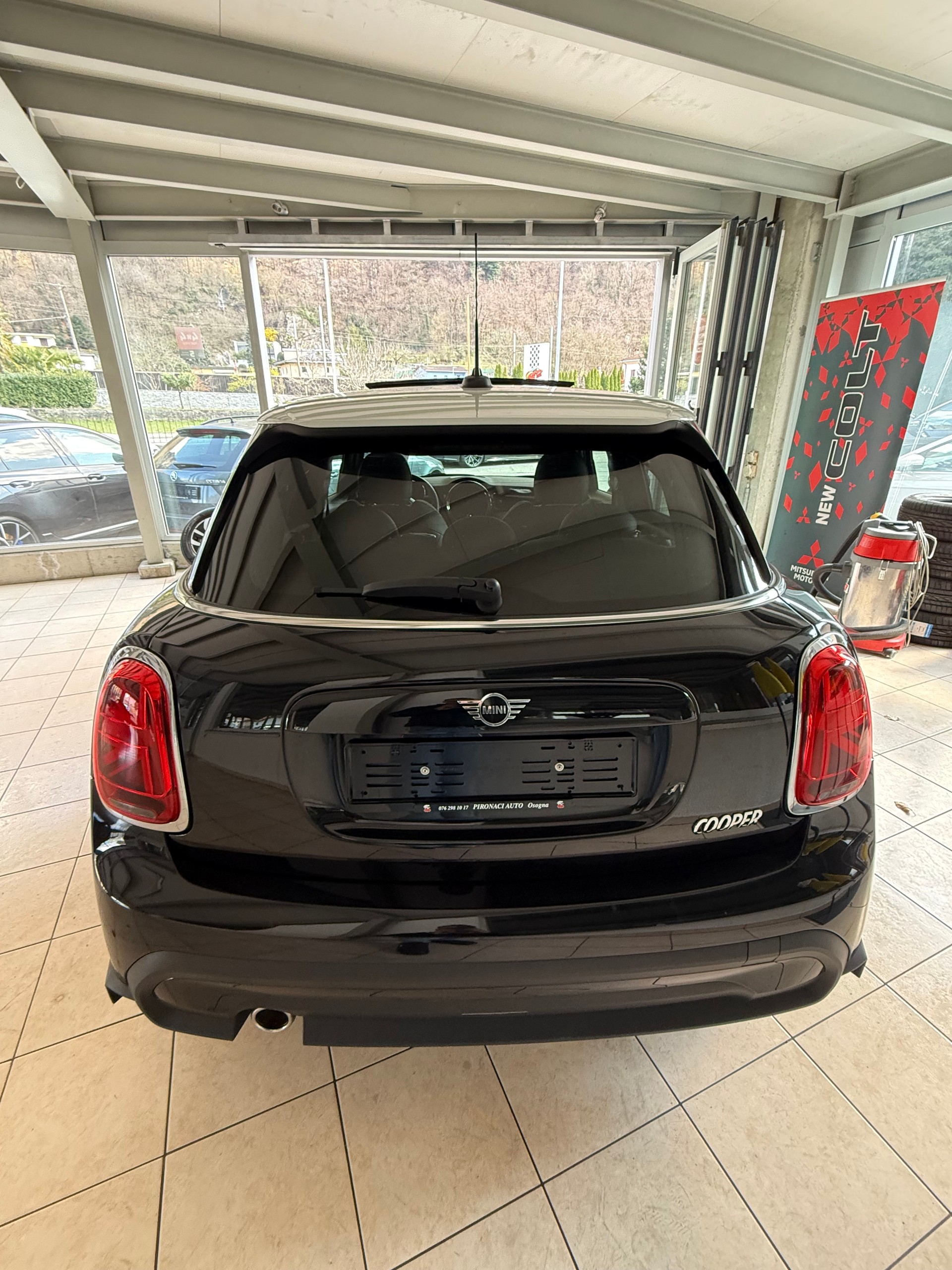 MINI Cooper Steptronic DKG-image-4