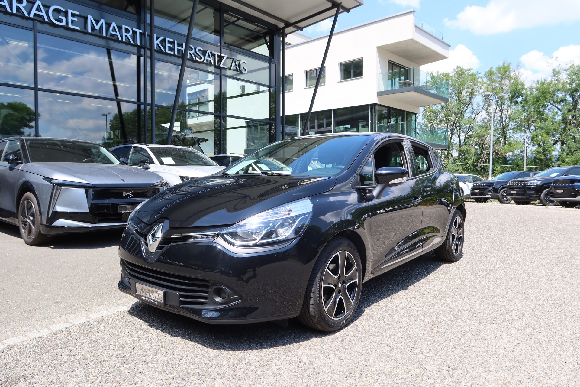 RENAULT Clio 0.9 Expression-image-0
