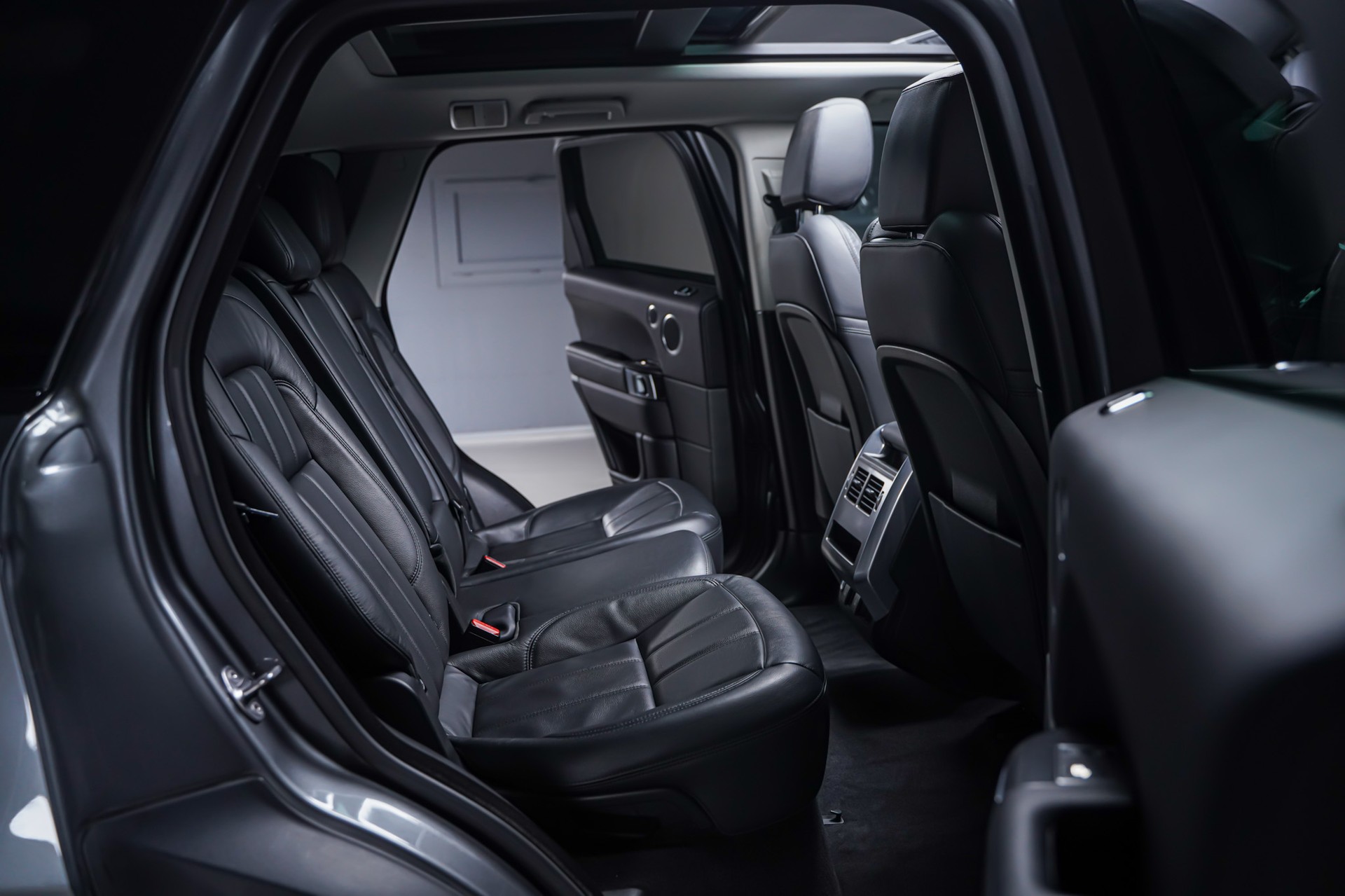 LAND ROVER Range Rover Sport 3.0 TDV6 HSE Dynamic Automatic-image-13