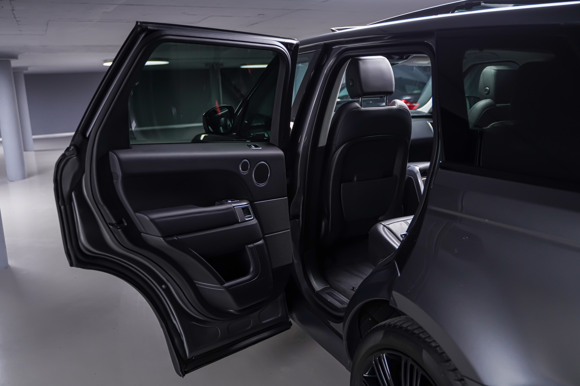 LAND ROVER Range Rover Sport 3.0 TDV6 HSE Dynamic Automatic-image-12