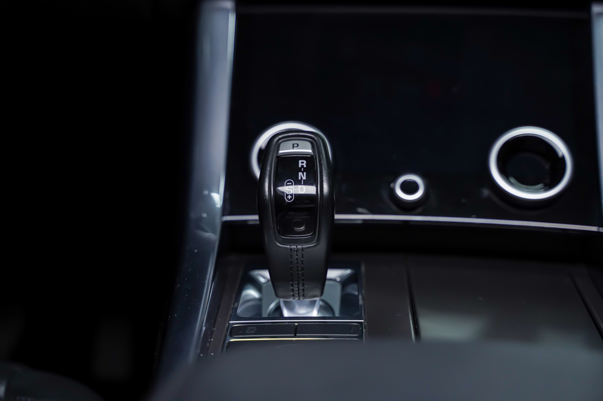 LAND ROVER Range Rover Sport 3.0 TDV6 HSE Dynamic Automatic-image-19