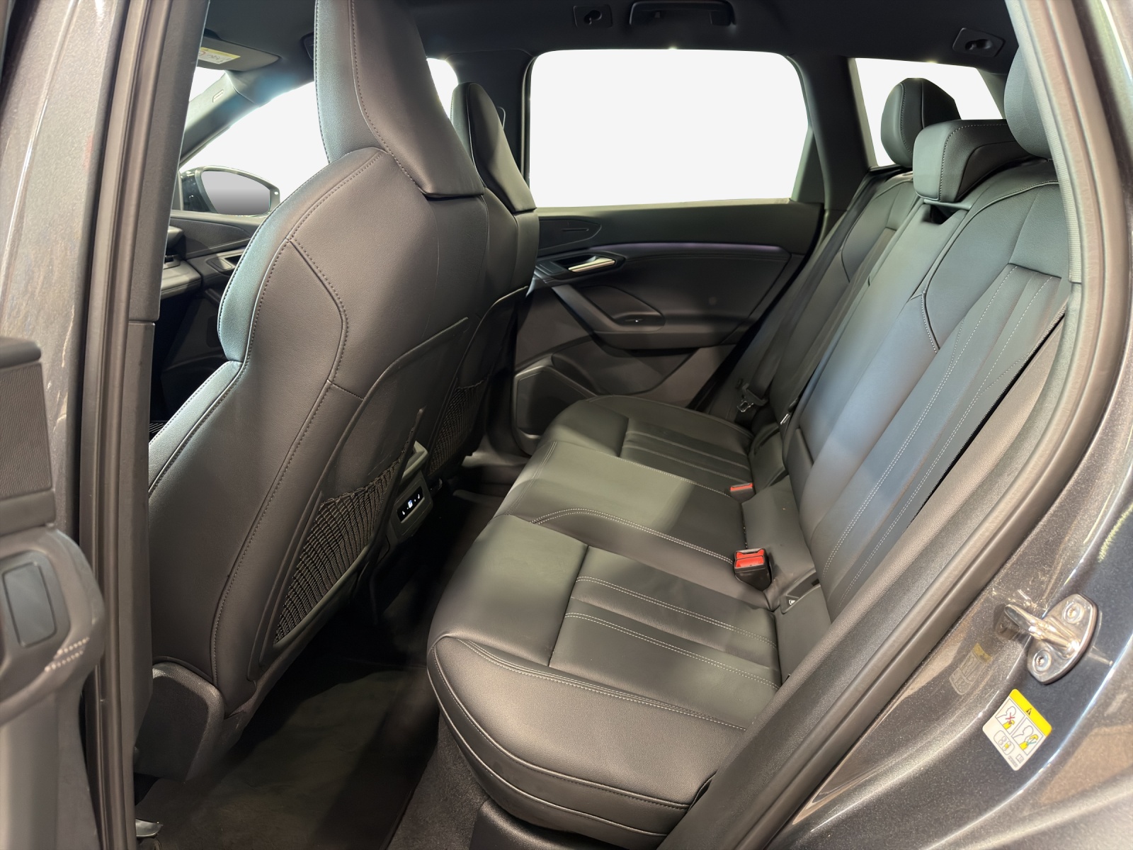 AUDI Q6 e-tron quattro-image-11