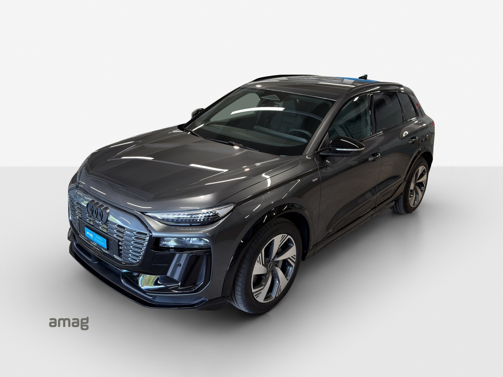 AUDI Q6 e-tron quattro-image-13