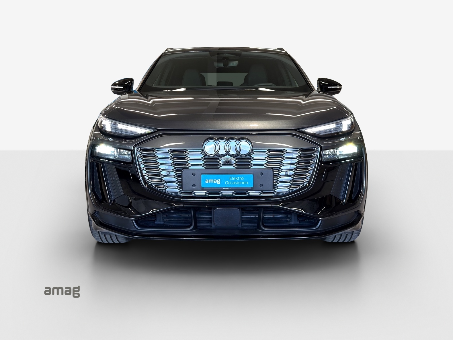 AUDI Q6 e-tron quattro-image-6