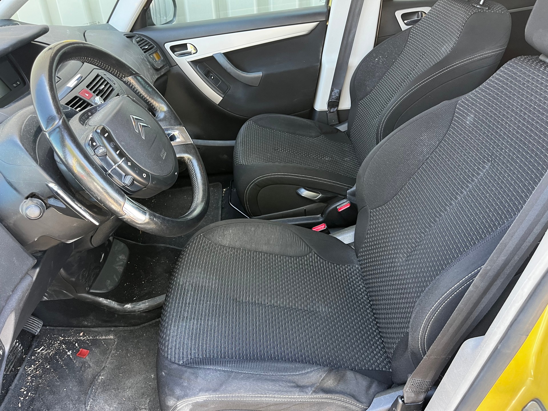 CITROEN C4 Picasso 1.6 HDI 16V X-image-5