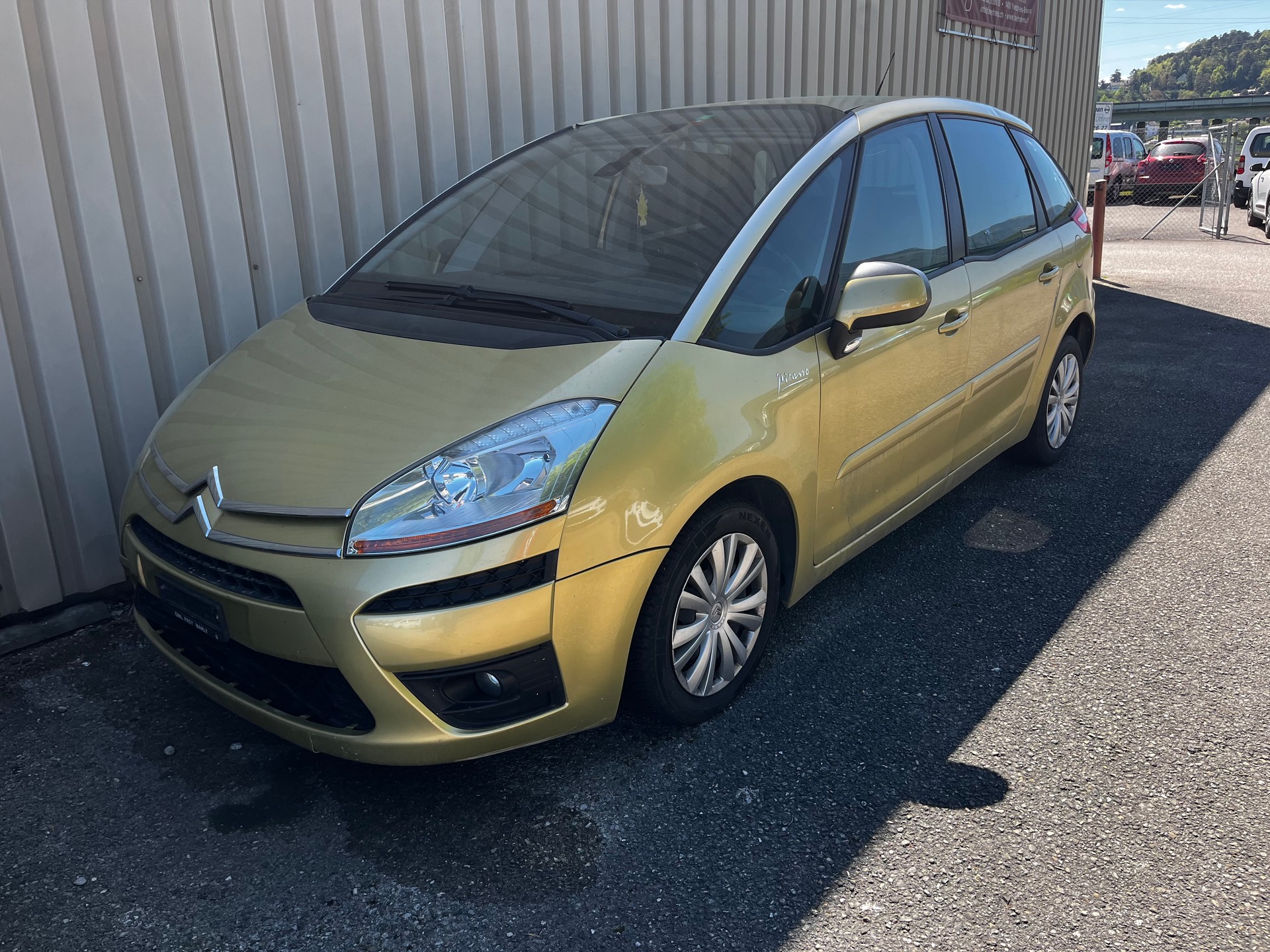 CITROEN C4 Picasso 1.6 HDI 16V X-image-0