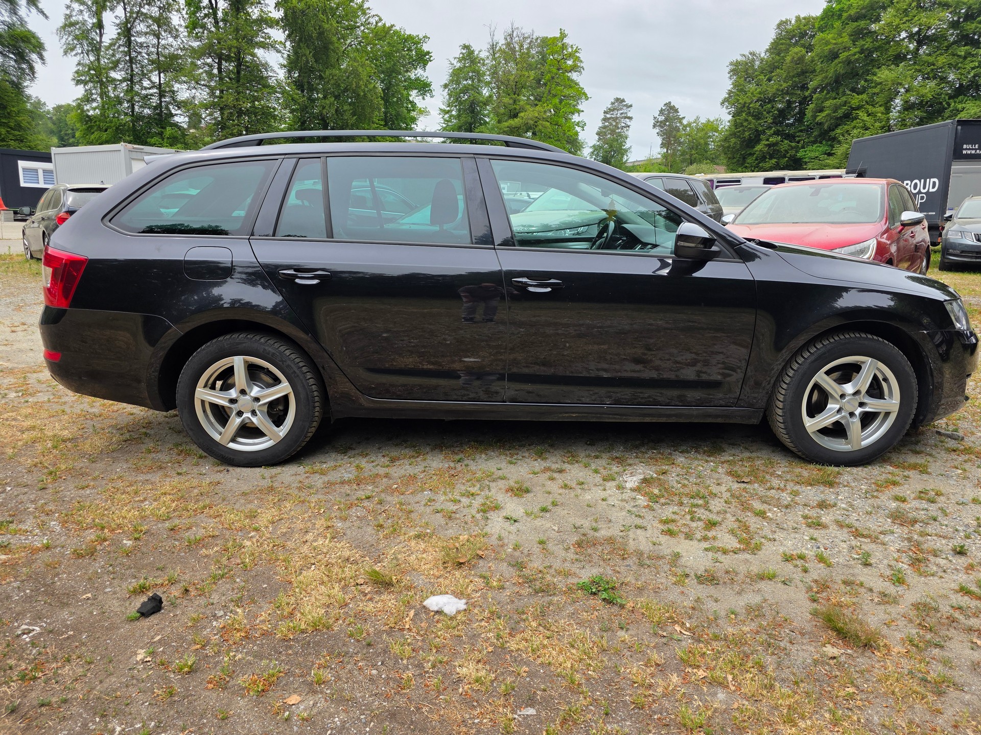 SKODA Octavia Combi 1.6 TDI Ambition 4x4-image-3