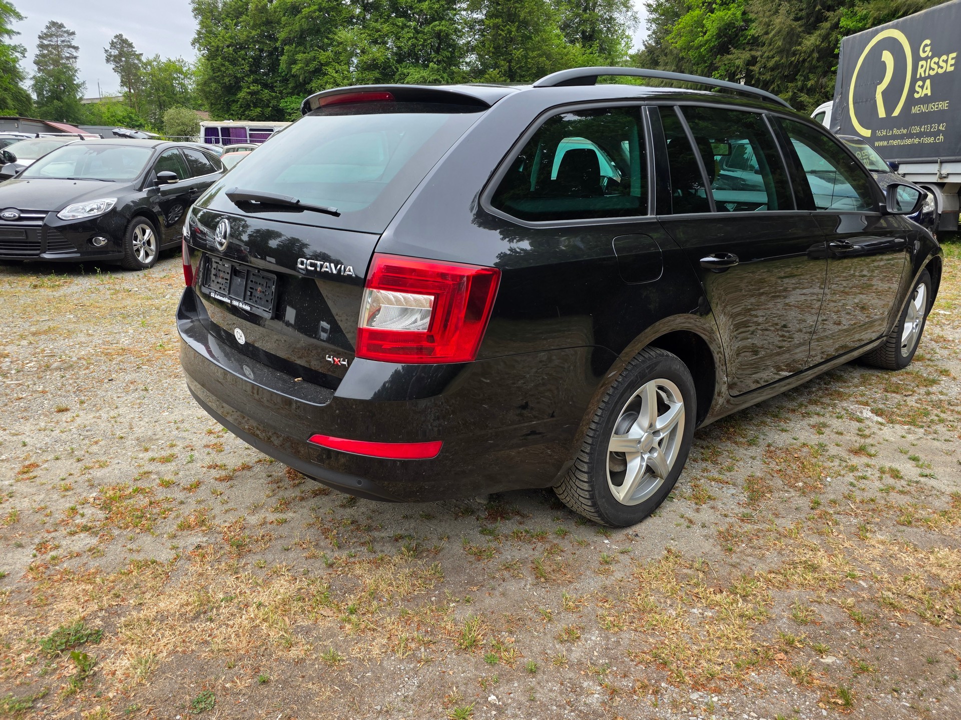 SKODA Octavia Combi 1.6 TDI Ambition 4x4-image-5