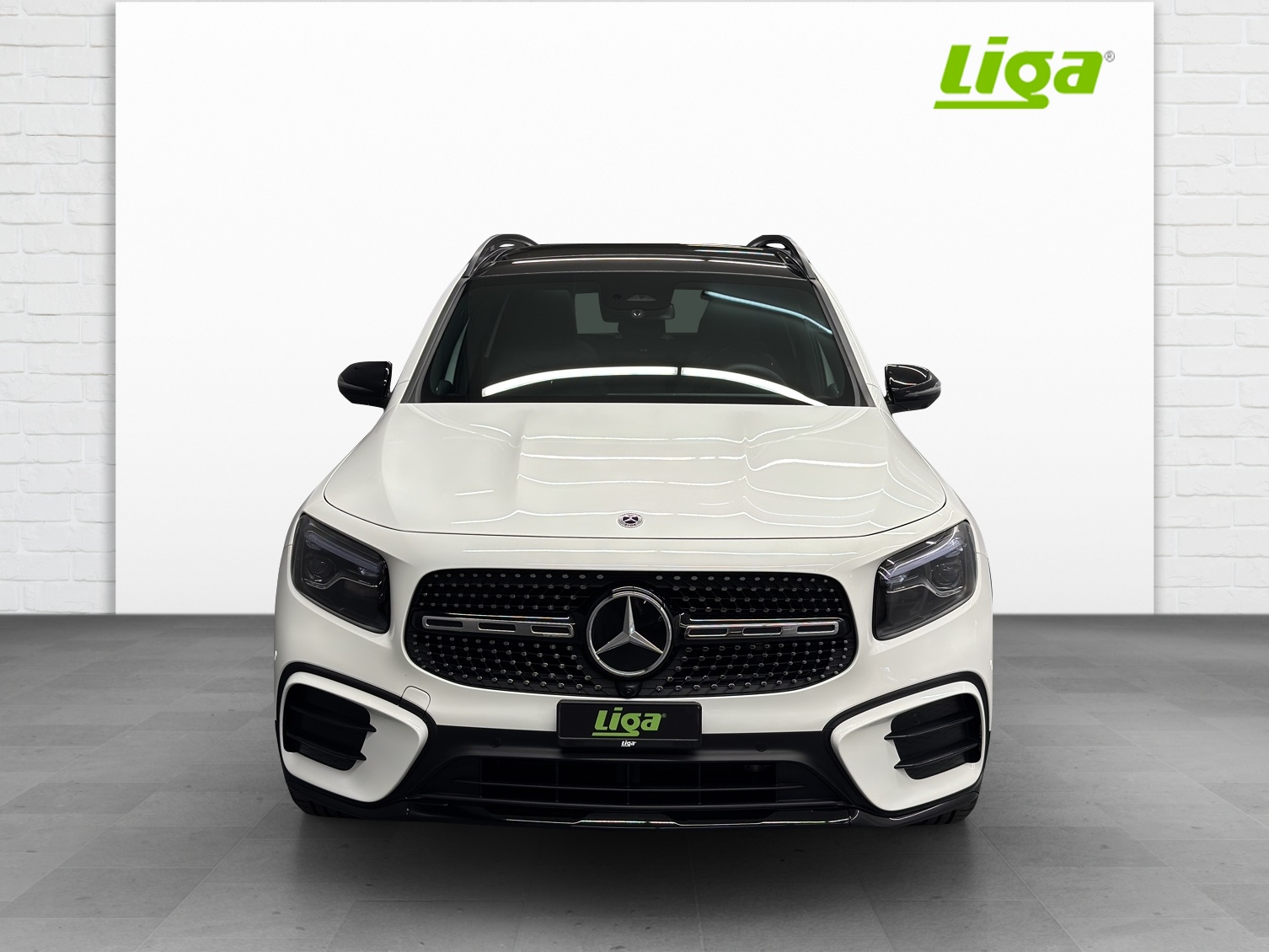 MERCEDES-BENZ GLB 220 d AMG Line 4Matic-showroom-element-2