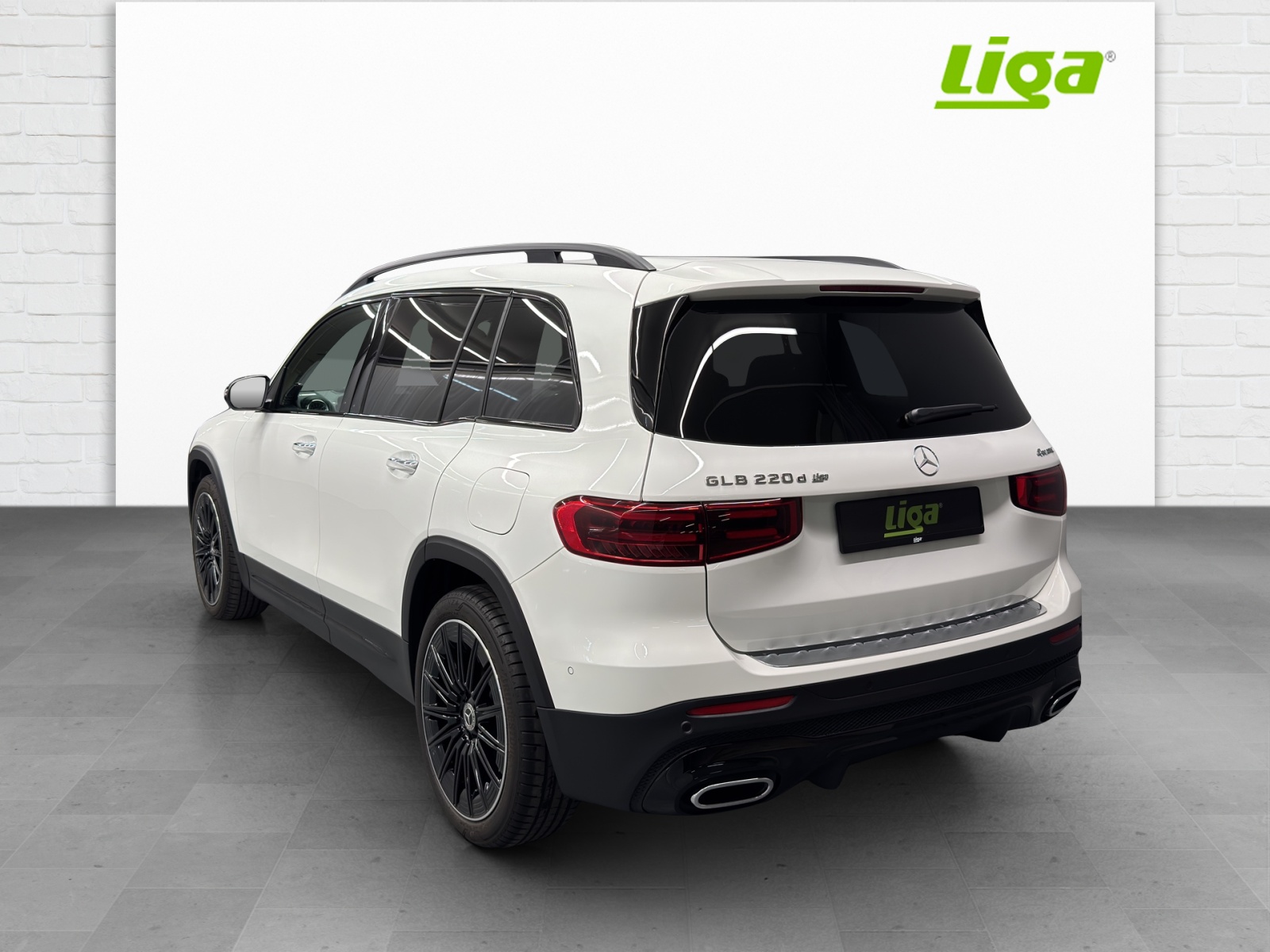 MERCEDES-BENZ GLB 220 d AMG Line 4Matic-showroom-element-3