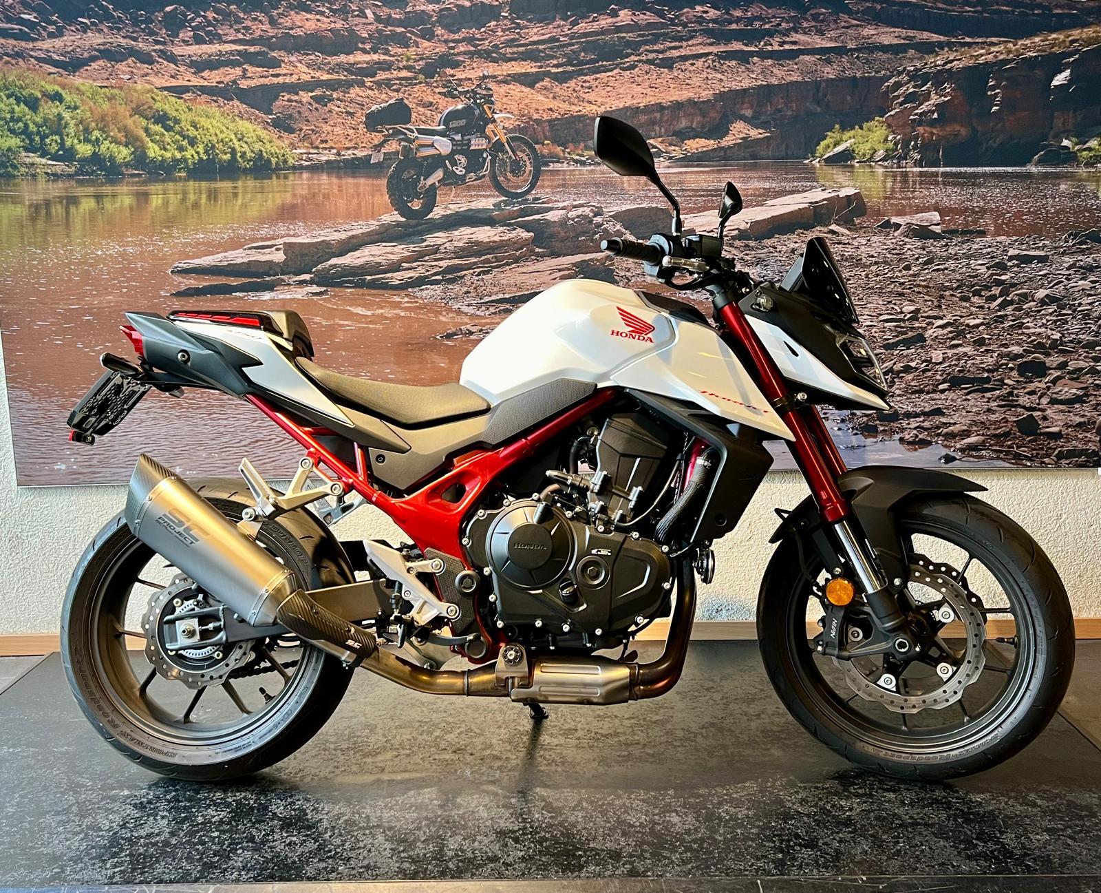 HONDA CB 750 Hornet