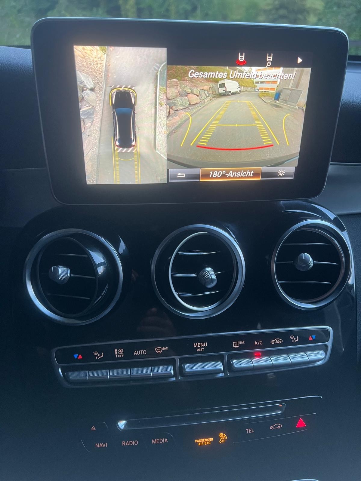 MERCEDES-BENZ GLC Coupé 250 d AMG Line 4Matic 9G-Tronic-image-12