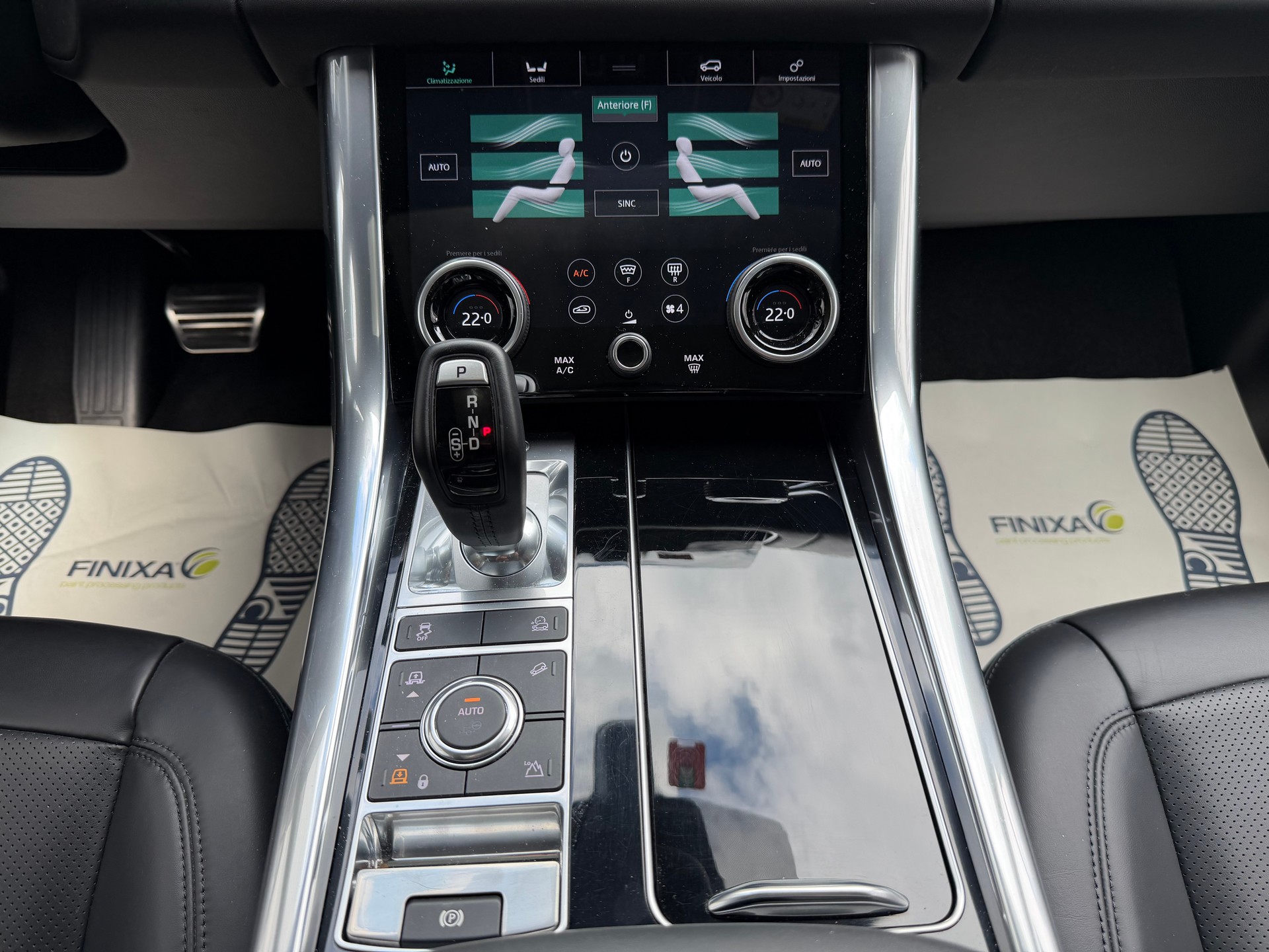 LAND ROVER Range Rover Sport 3.0 SDV6 HSE Automatic-image-10
