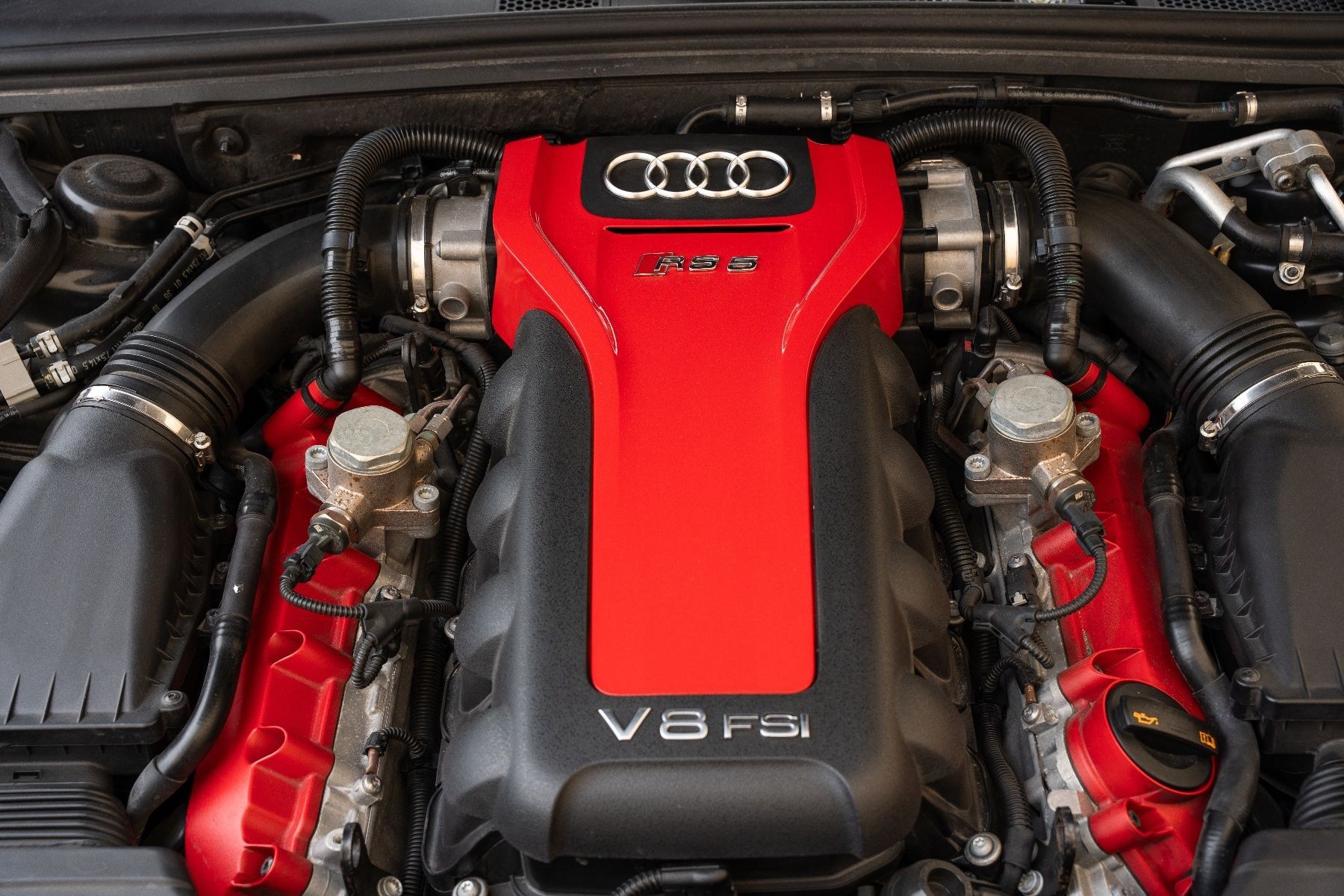 AUDI RS5 Coupé 4.2 FSI quattro S-tronic-image-7