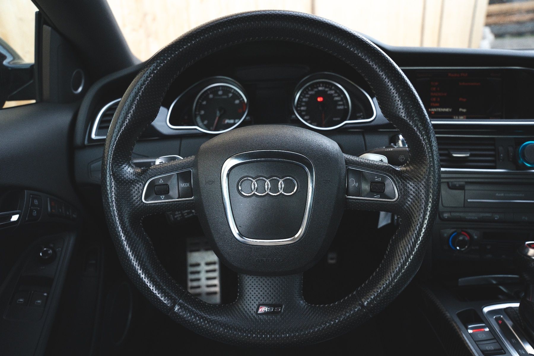 AUDI RS5 Coupé 4.2 FSI quattro S-tronic-image-8