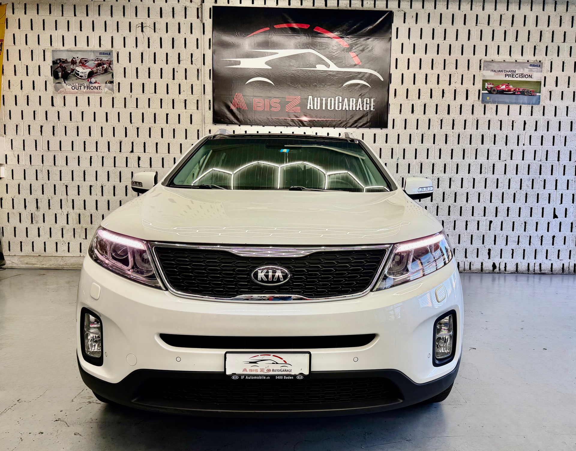 KIA Sorento 2.2 CRDI Style Automatic-image-1