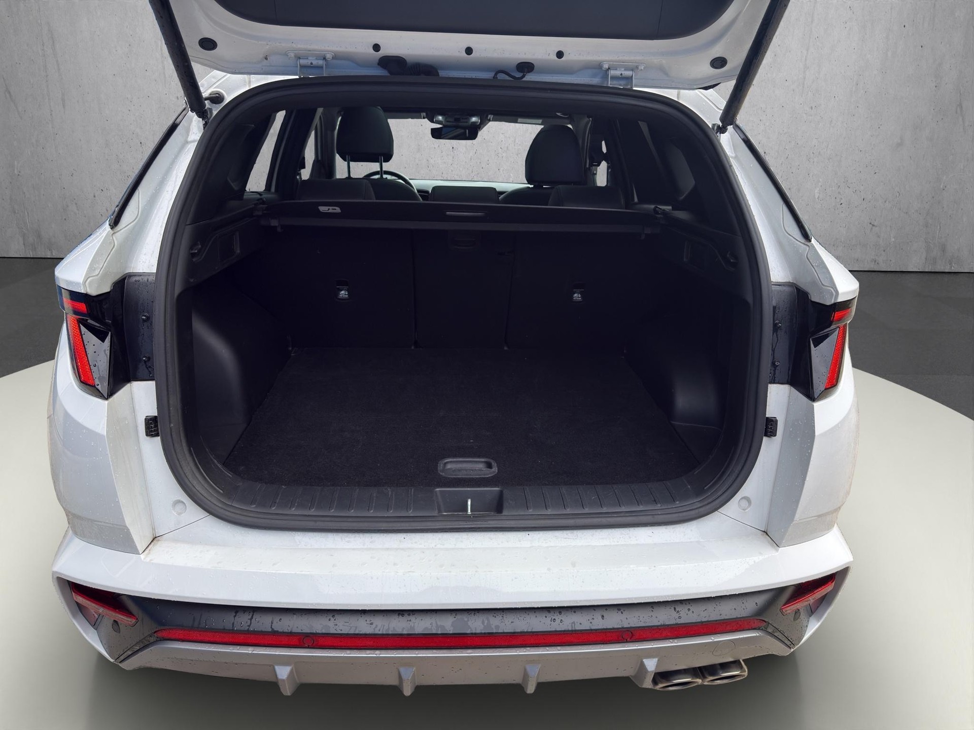 HYUNDAI Tucson 1.6 T-GDi PHEV N-Line LUX.pack 4WD-image-13
