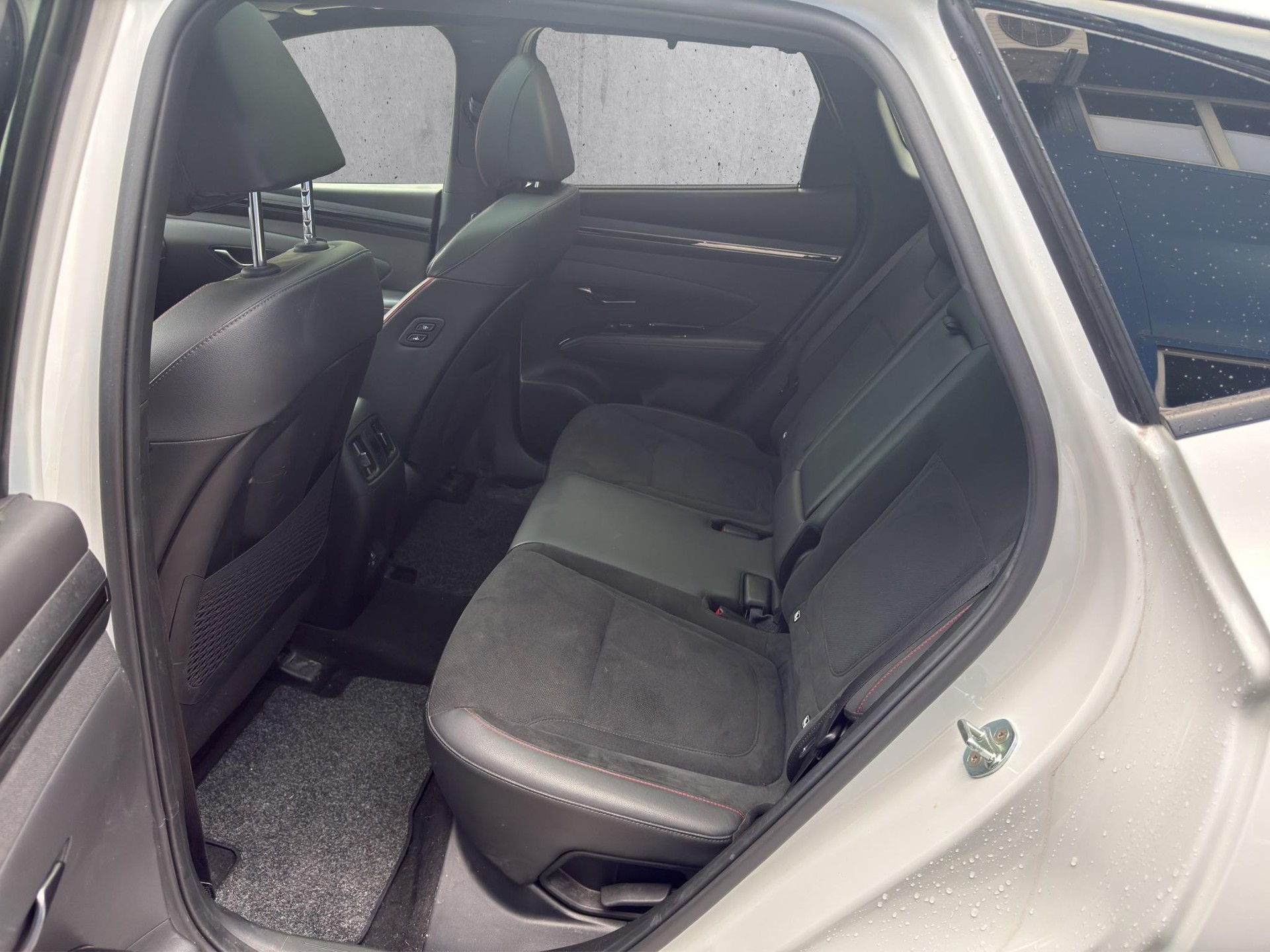 HYUNDAI Tucson 1.6 T-GDi PHEV N-Line LUX.pack 4WD-image-7