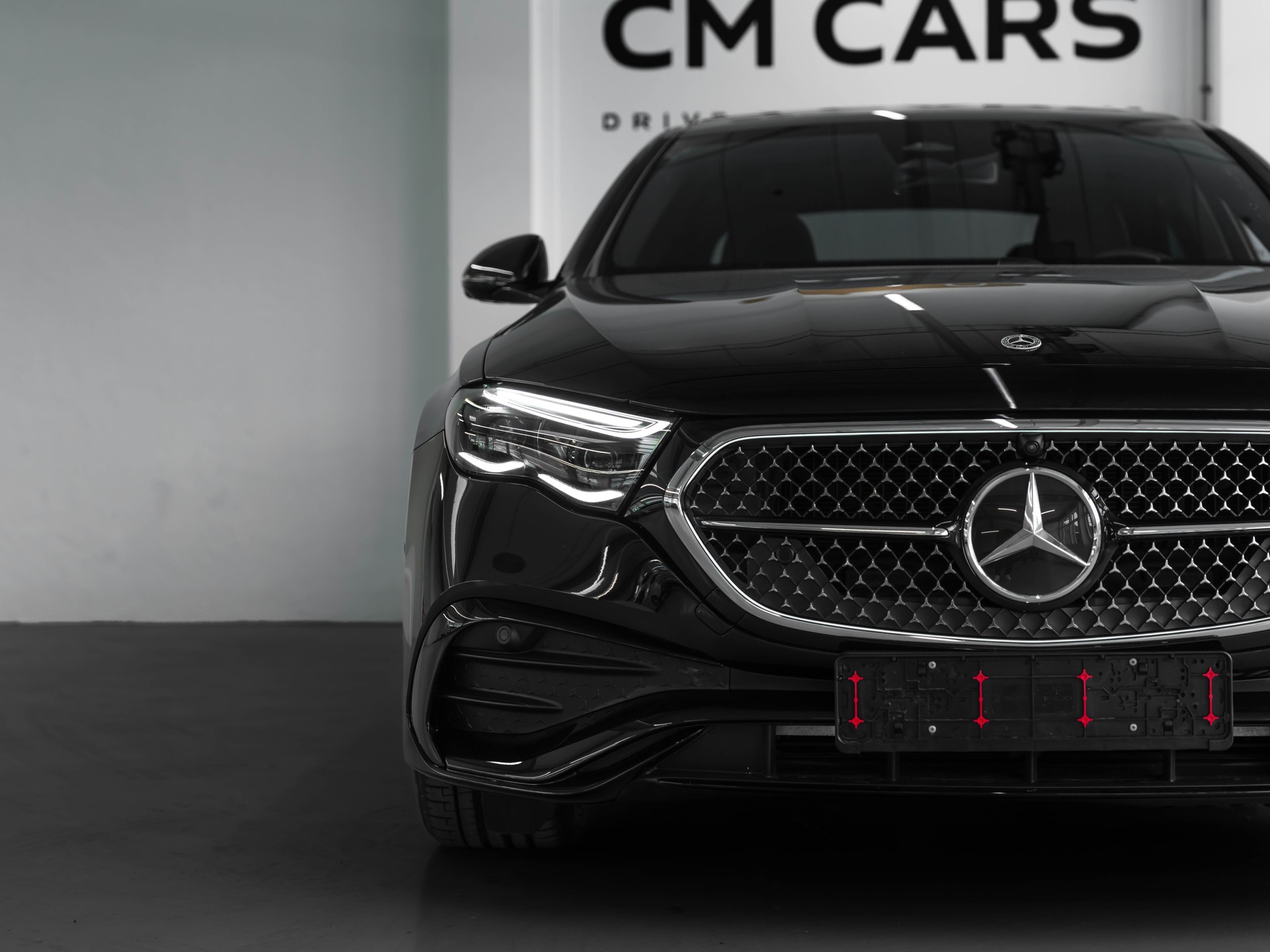 MERCEDES-BENZ E 220 d 4Matic 9G-Tronic (Gratis Service)-image-9