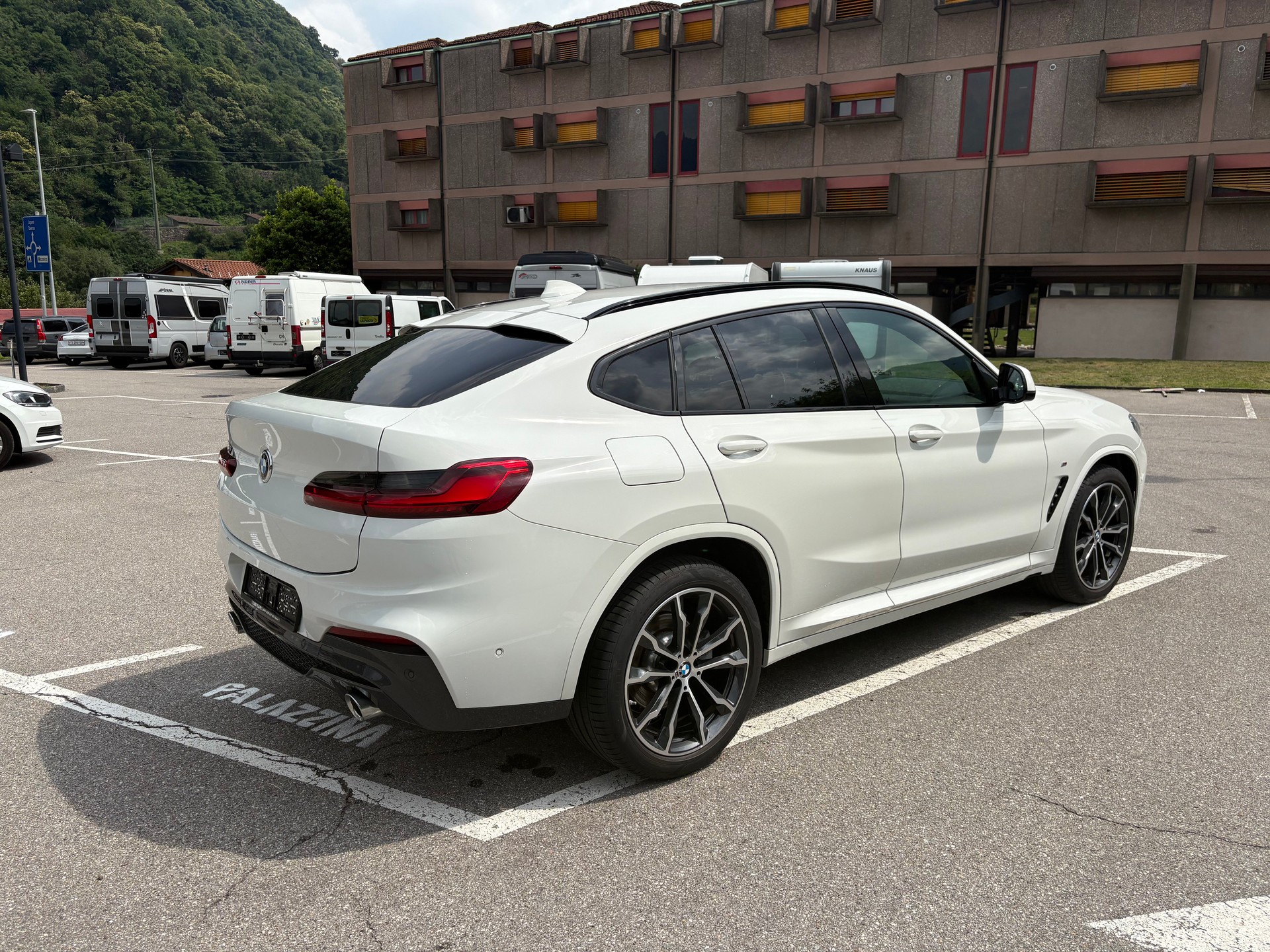 BMW X4 xDrive 20d M Sport Steptronic-image-4
