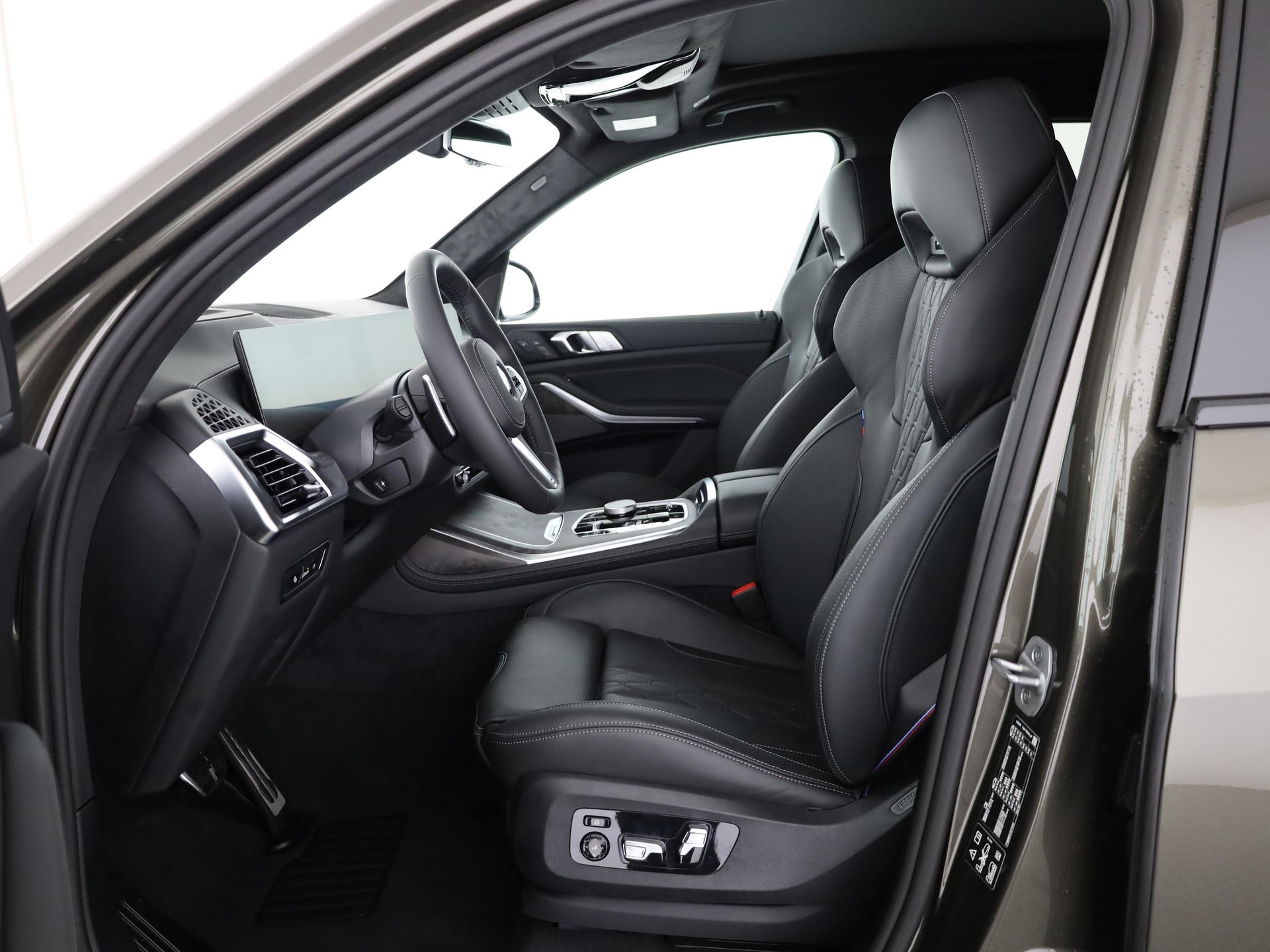 BMW X7 40i xDrive SAG-image-4
