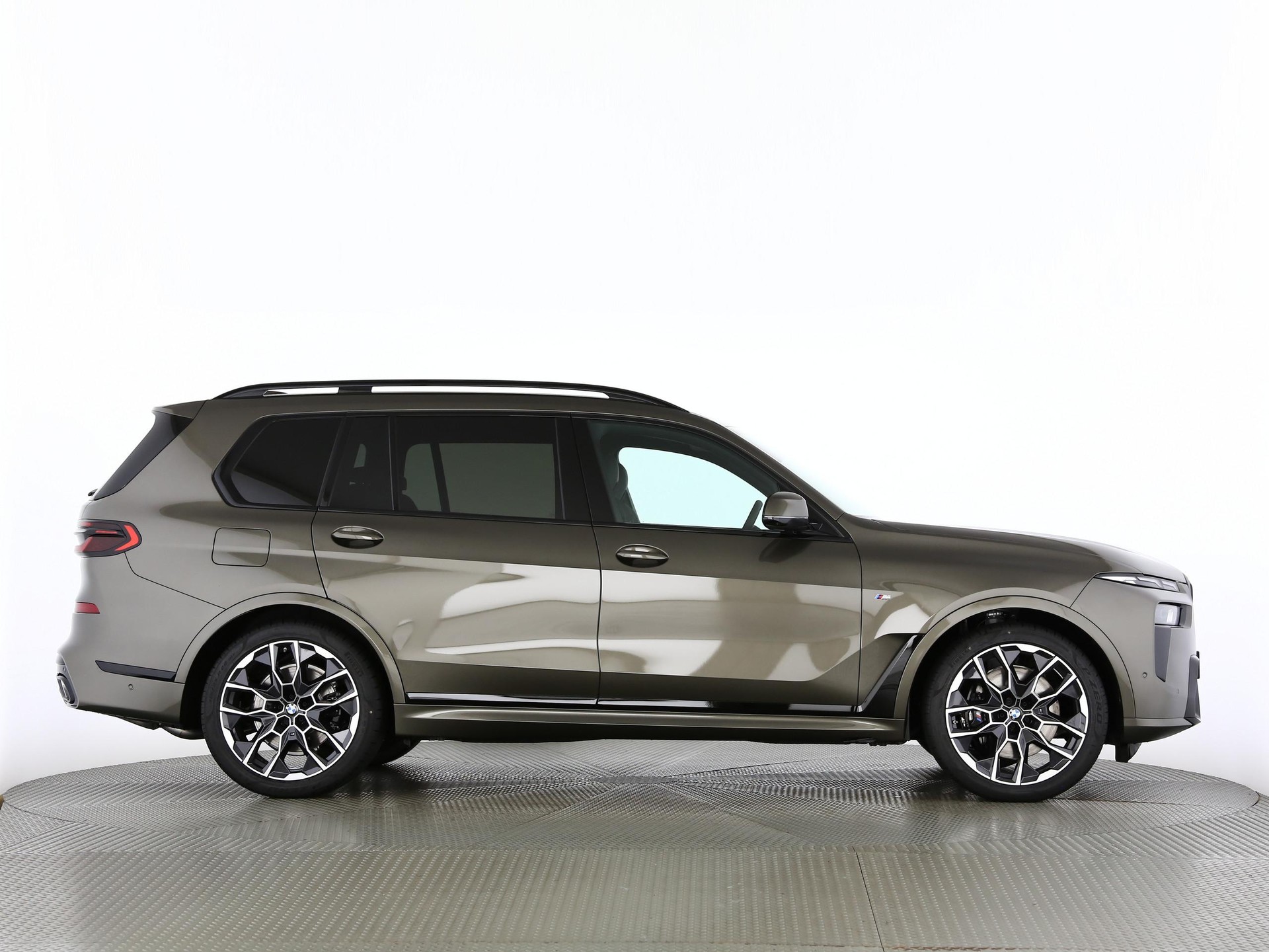 BMW X7 40i xDrive SAG-image-23