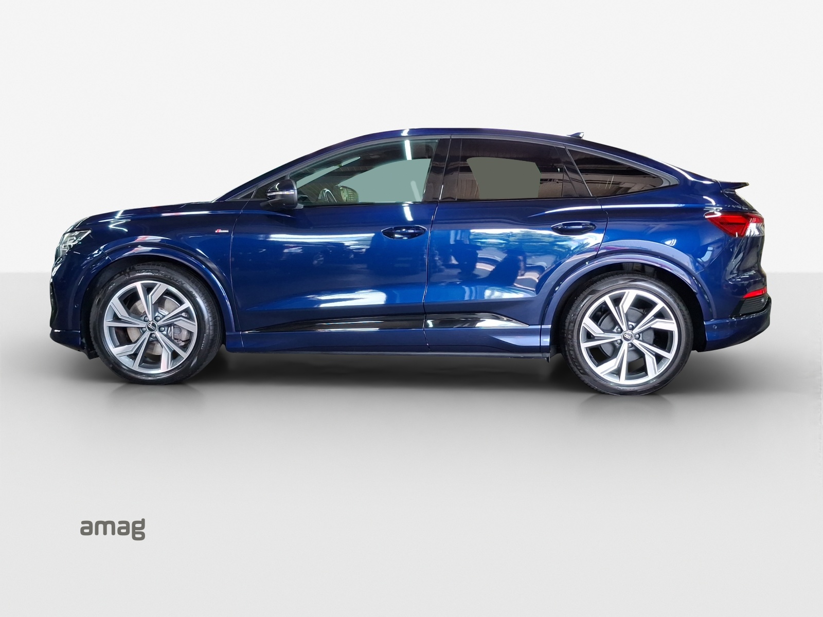 AUDI Q4 Sportback e-tron 50 quattro-image-1