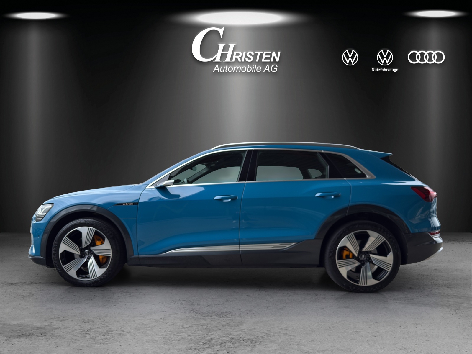 AUDI e-tron 55 Advanced quattro-image-1