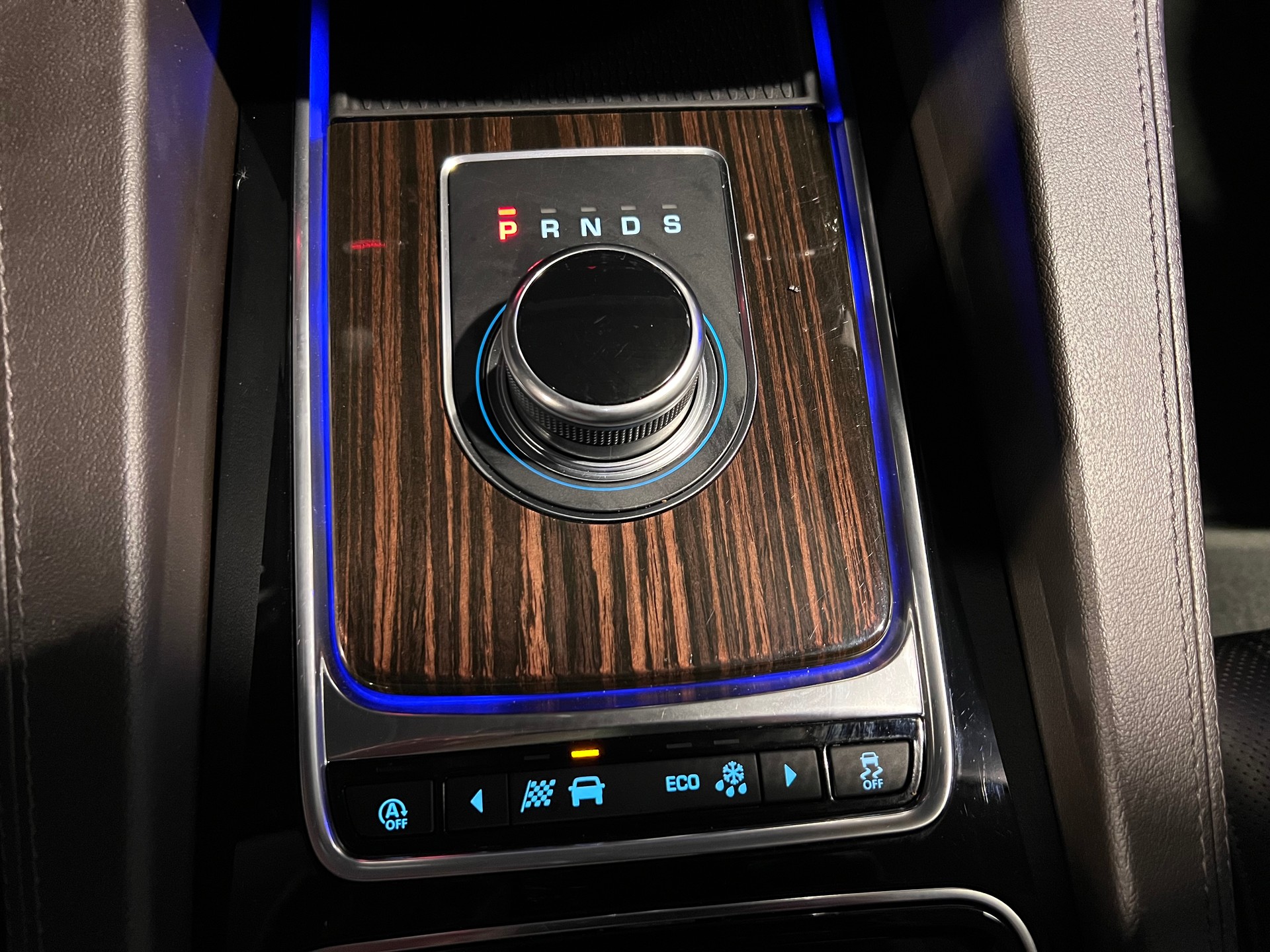 JAGUAR F-Pace 30t 2.0 Prestige AWD Automatik-image-22