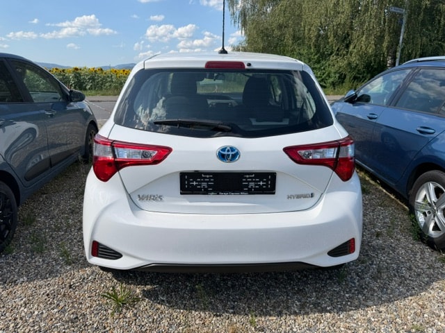 TOYOTA Yaris 1.5 VVT-i Hybrid Comfort e-CVT-image-2