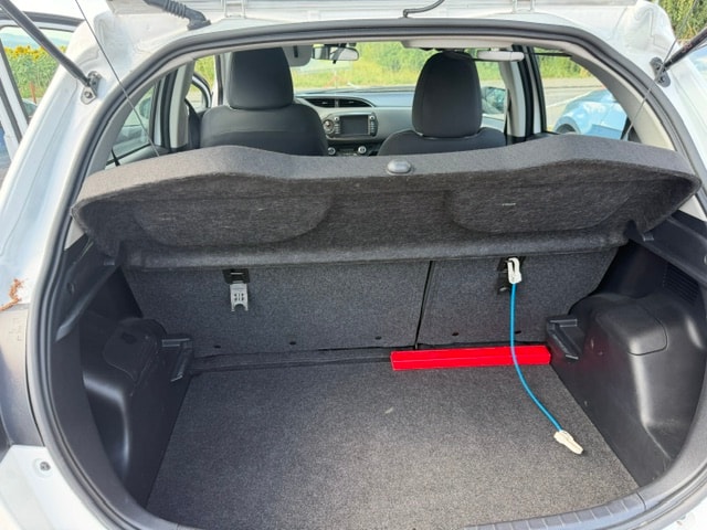 TOYOTA Yaris 1.5 VVT-i Hybrid Comfort e-CVT-image-10