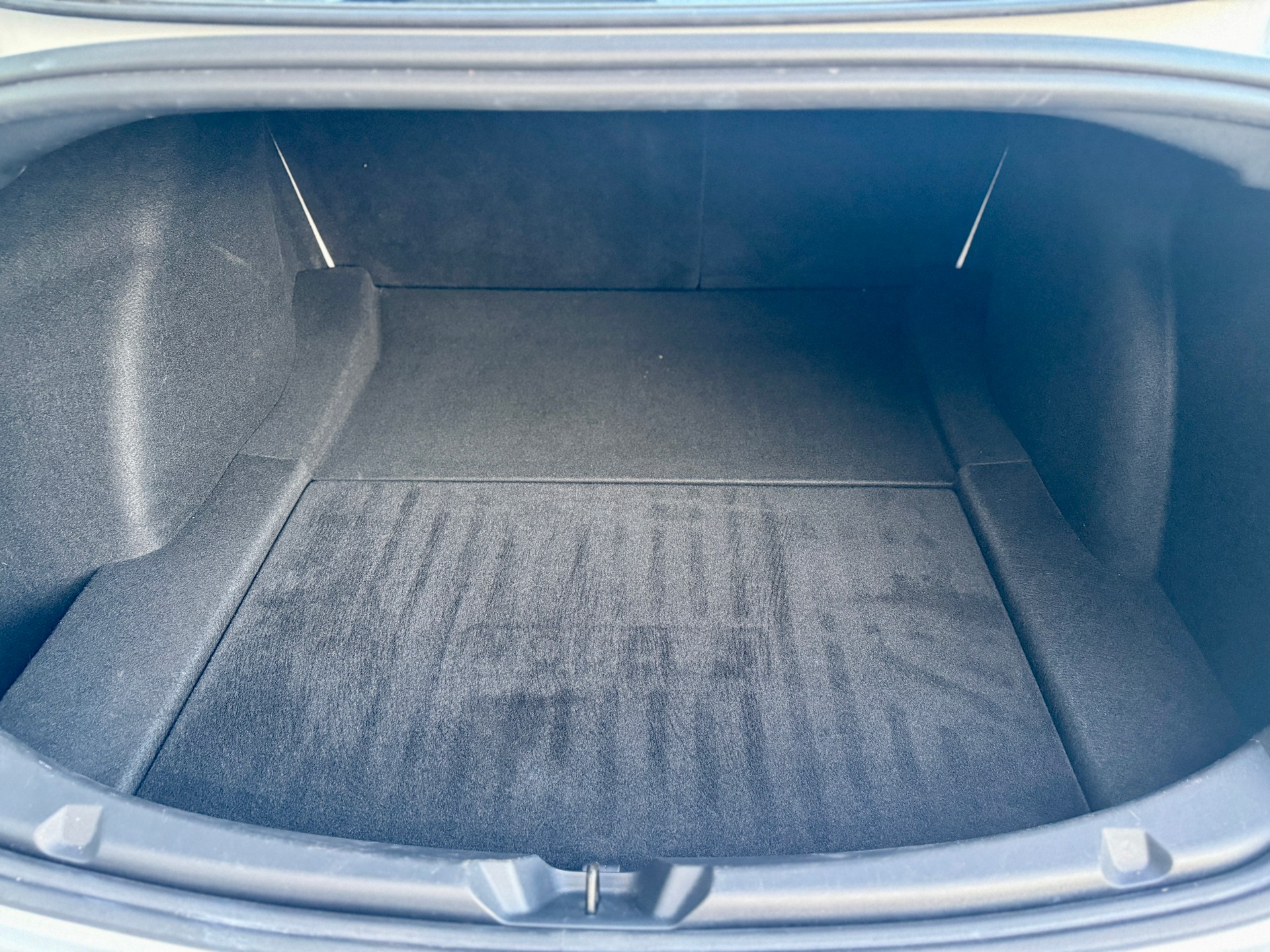 TESLA Model 3 Long Range Dual Motor AWD / AMD RYZEN-image-12