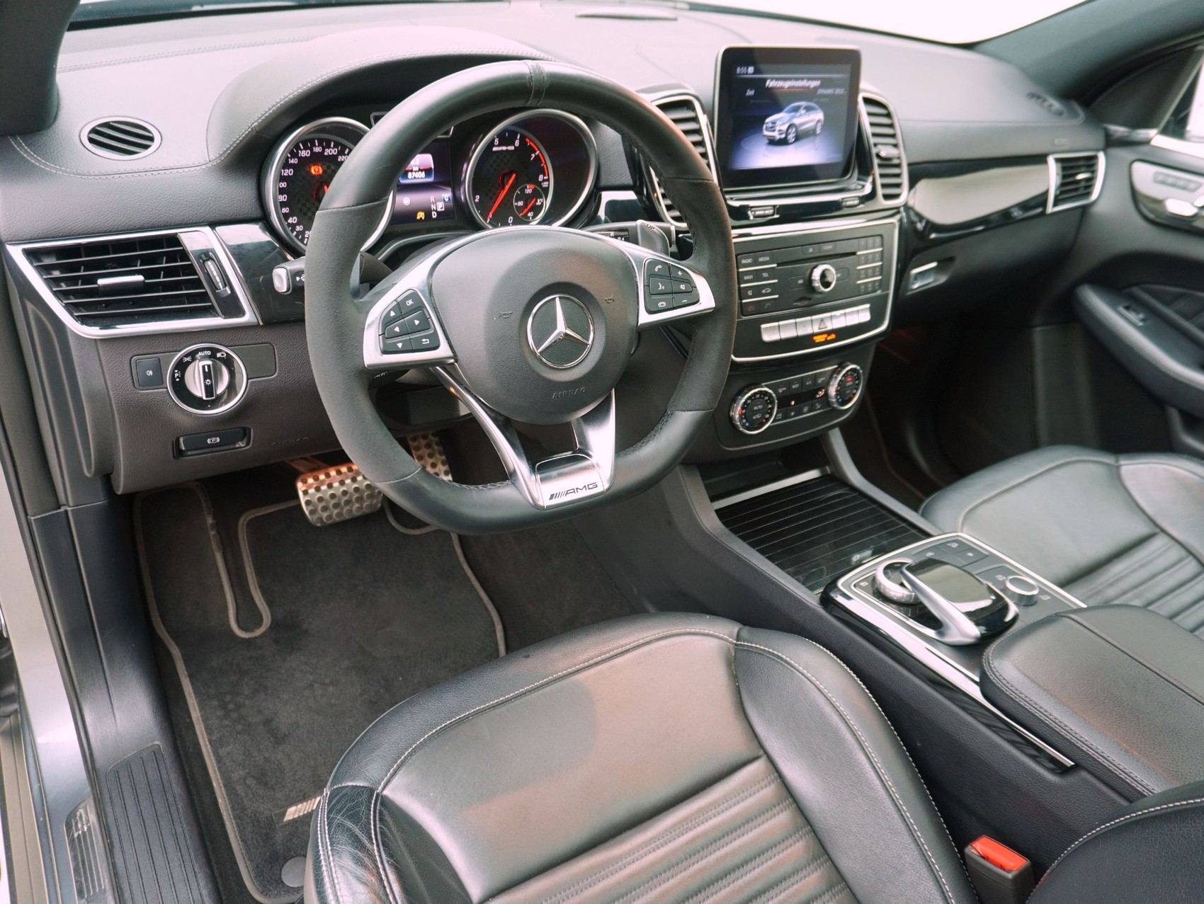 MERCEDES-BENZ GLE-Klasse GLE 43 AMG Coupé-image-9