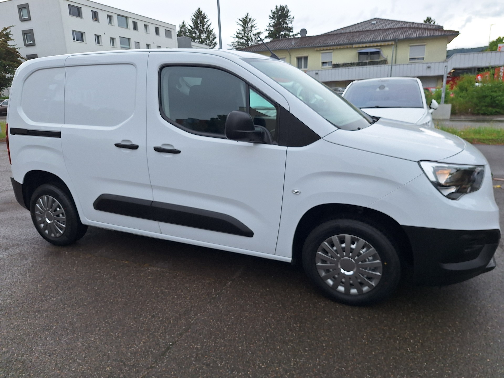 OPEL 1.2 Enjoy S/S-image-1