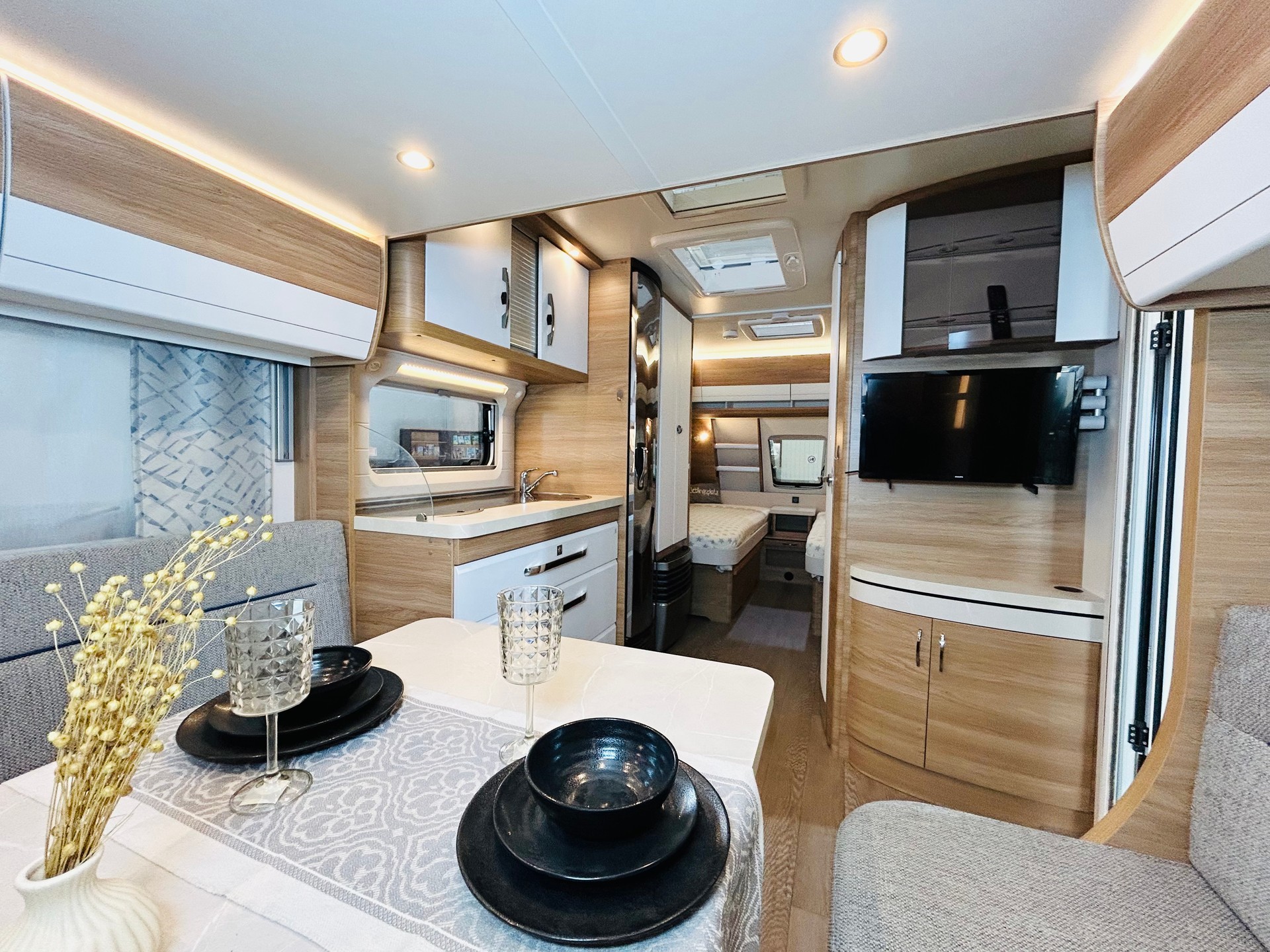 HOBBY De Luxe 515 UHL-image-9
