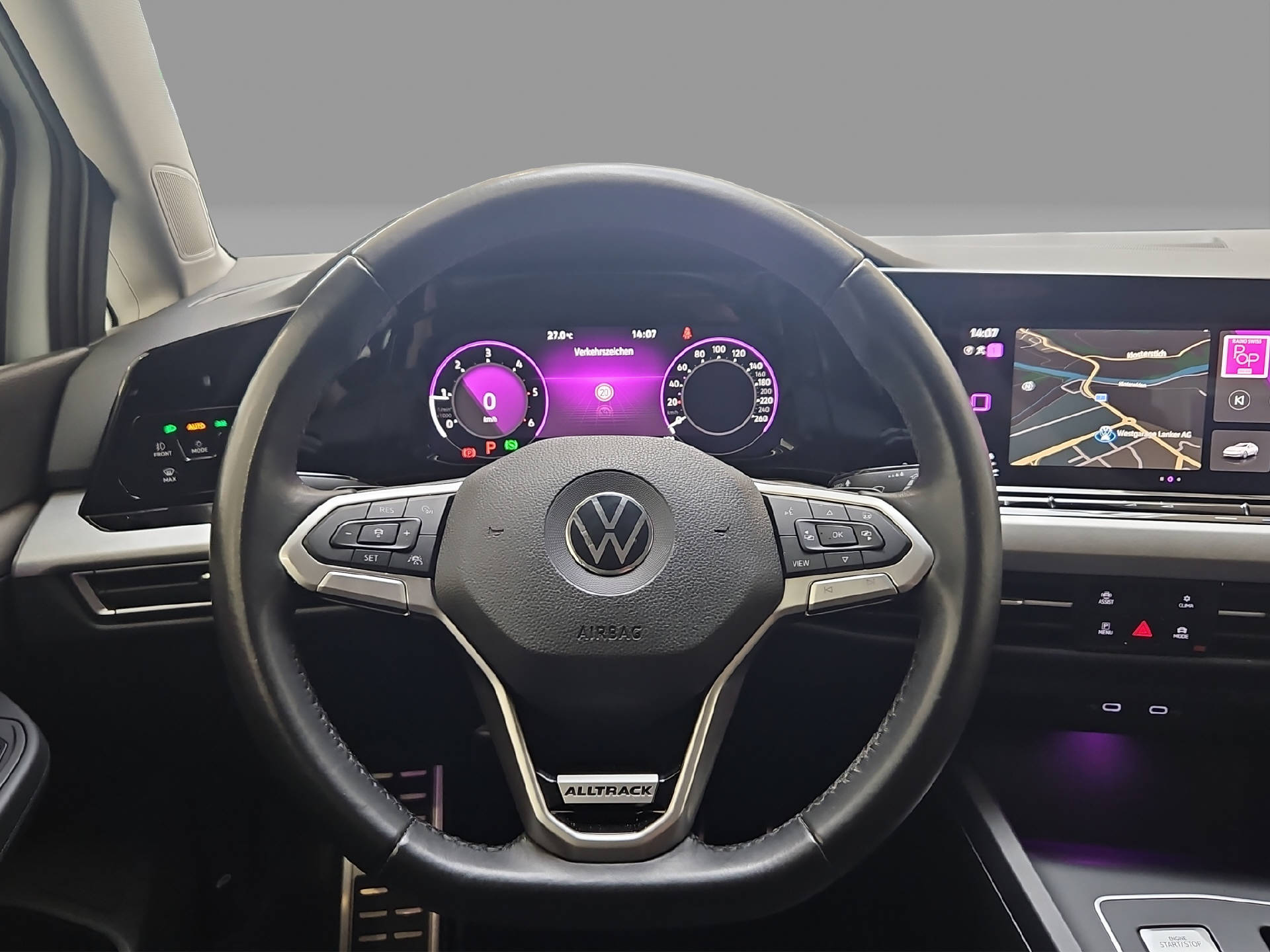 VW Golf VIII Variant 2.0 TDI Alltrack DSG 4motion-image-7