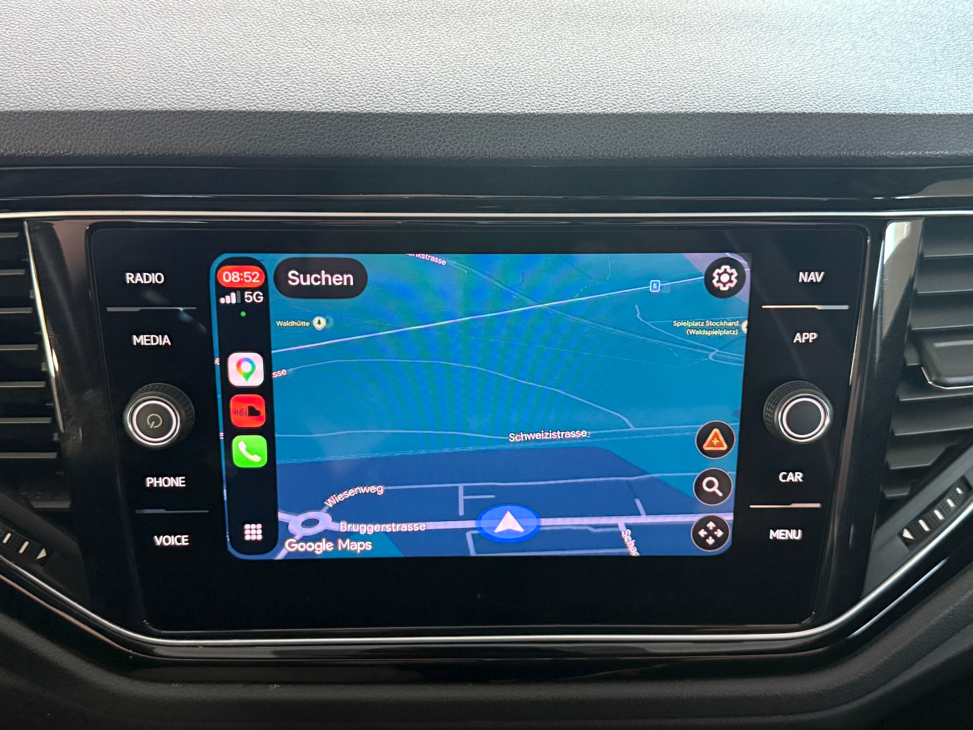 VW T-Roc 2.0 TSI R DSG 4Motion ***1. Hand**CH-Fahrzeug***Panoramadach***Neue Bremsen vorne+hinten***-image-15