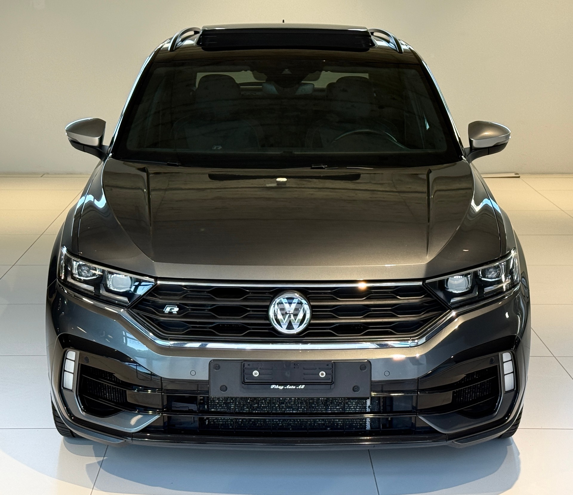 VW T-Roc 2.0 TSI R DSG 4Motion ***1. Hand**CH-Fahrzeug***Panoramadach***Neue Bremsen vorne+hinten***-image-1