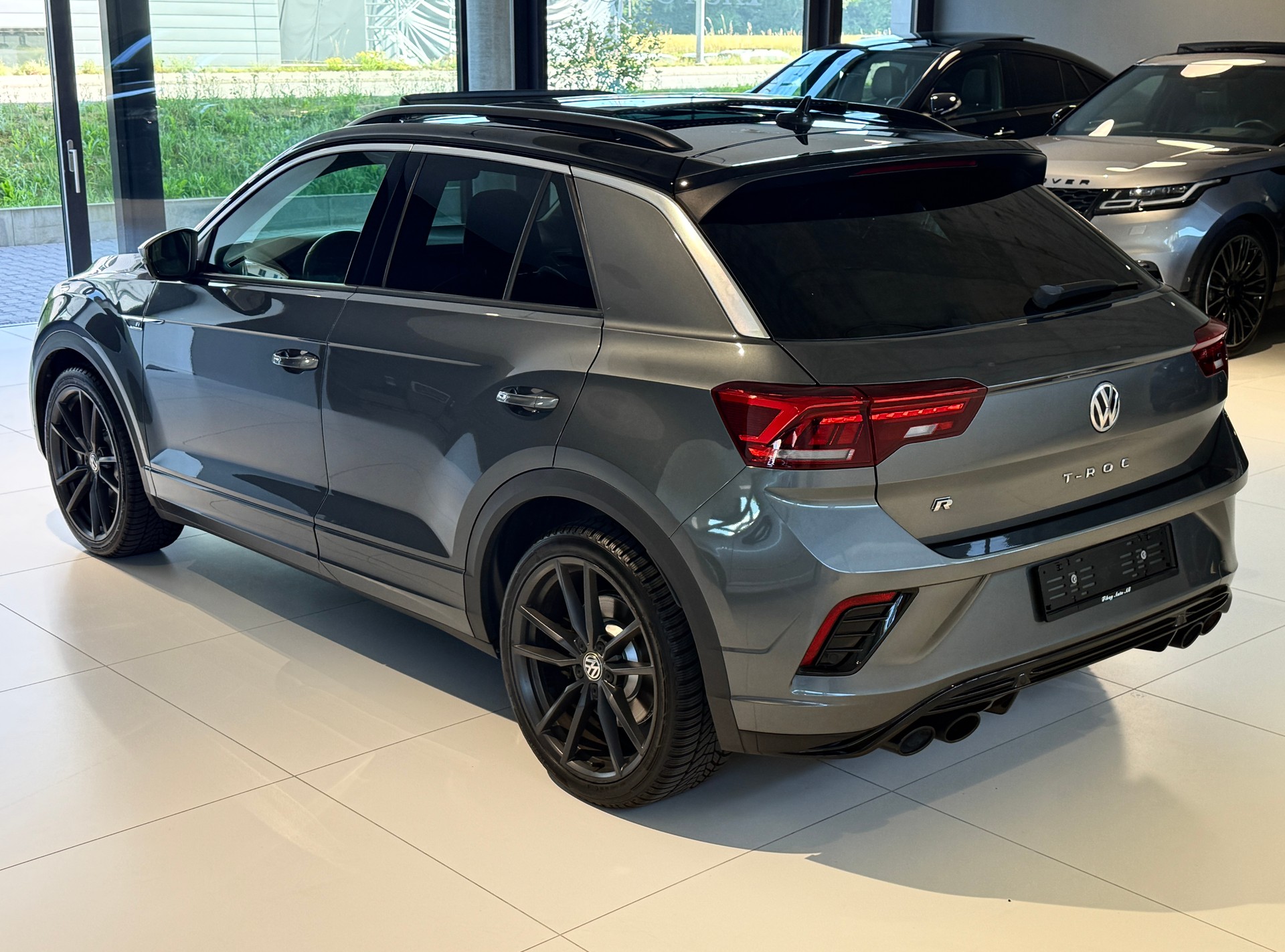 VW T-Roc 2.0 TSI R DSG 4Motion ***1. Hand**CH-Fahrzeug***Panoramadach***Neue Bremsen vorne+hinten***-image-23