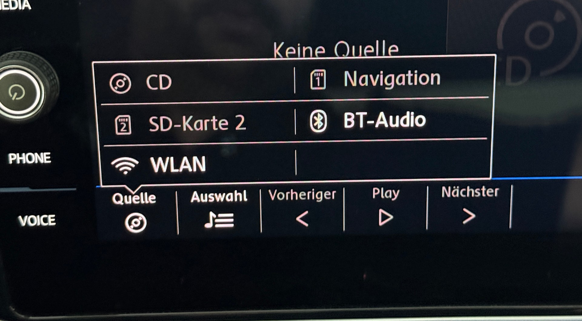 VW T-Roc 2.0 TSI R DSG 4Motion ***1. Hand**CH-Fahrzeug***Panoramadach***Neue Bremsen vorne+hinten***-image-20