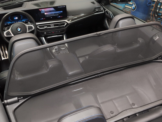 BMW M440i xDrive 48V Cabrio-image-11