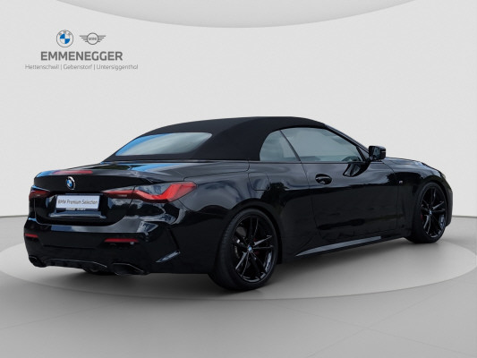 BMW M440i xDrive 48V Cabrio-image-3