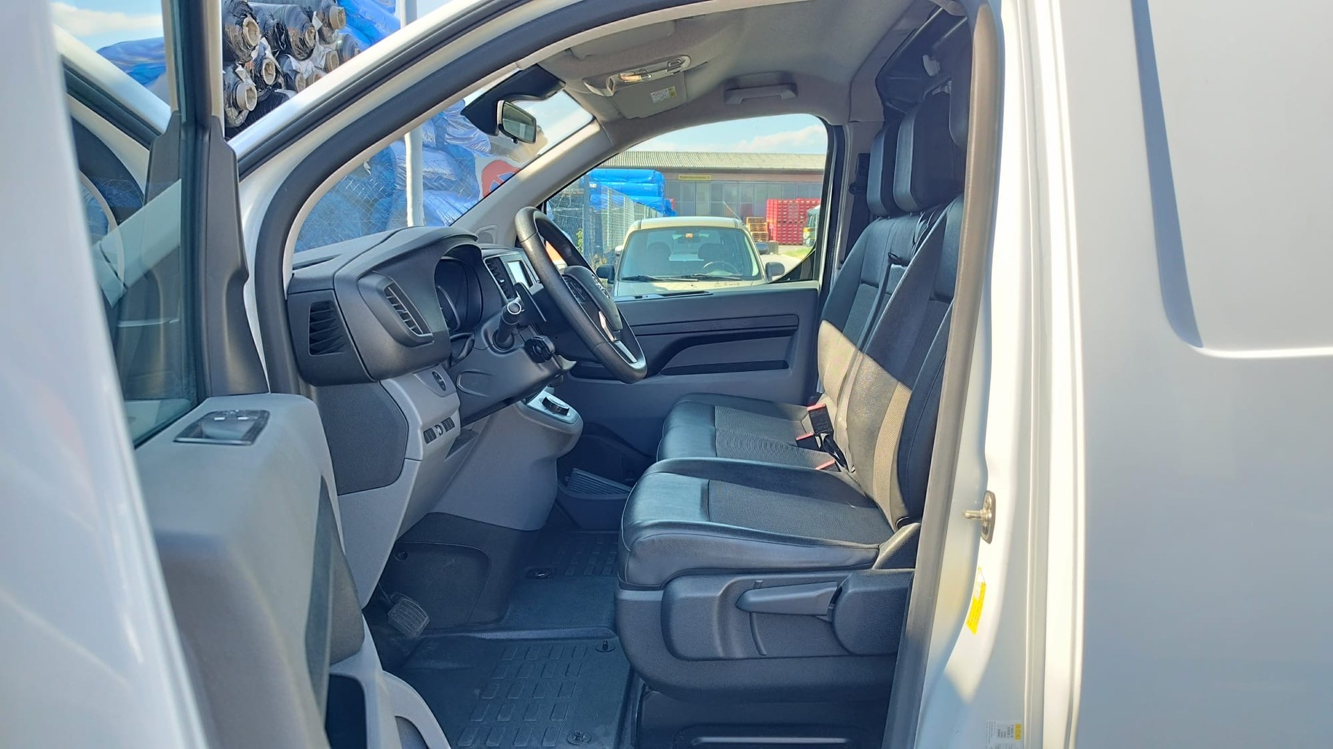 OPEL Vivaro Cargo 2.0 CDTI Enjoy s/s M Aut.-image-7