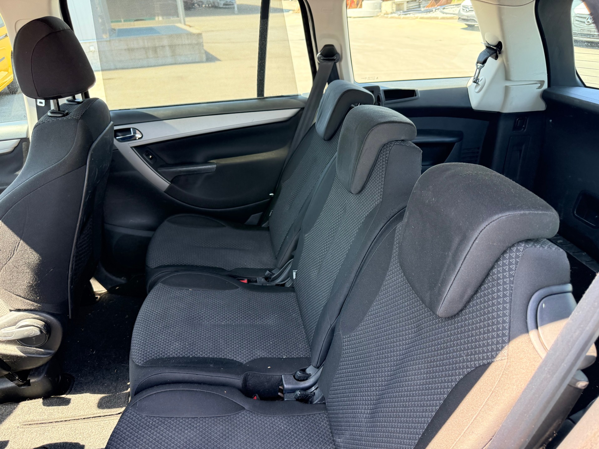 CITROEN Grand C4 Picasso 1.8i 16V X-image-9