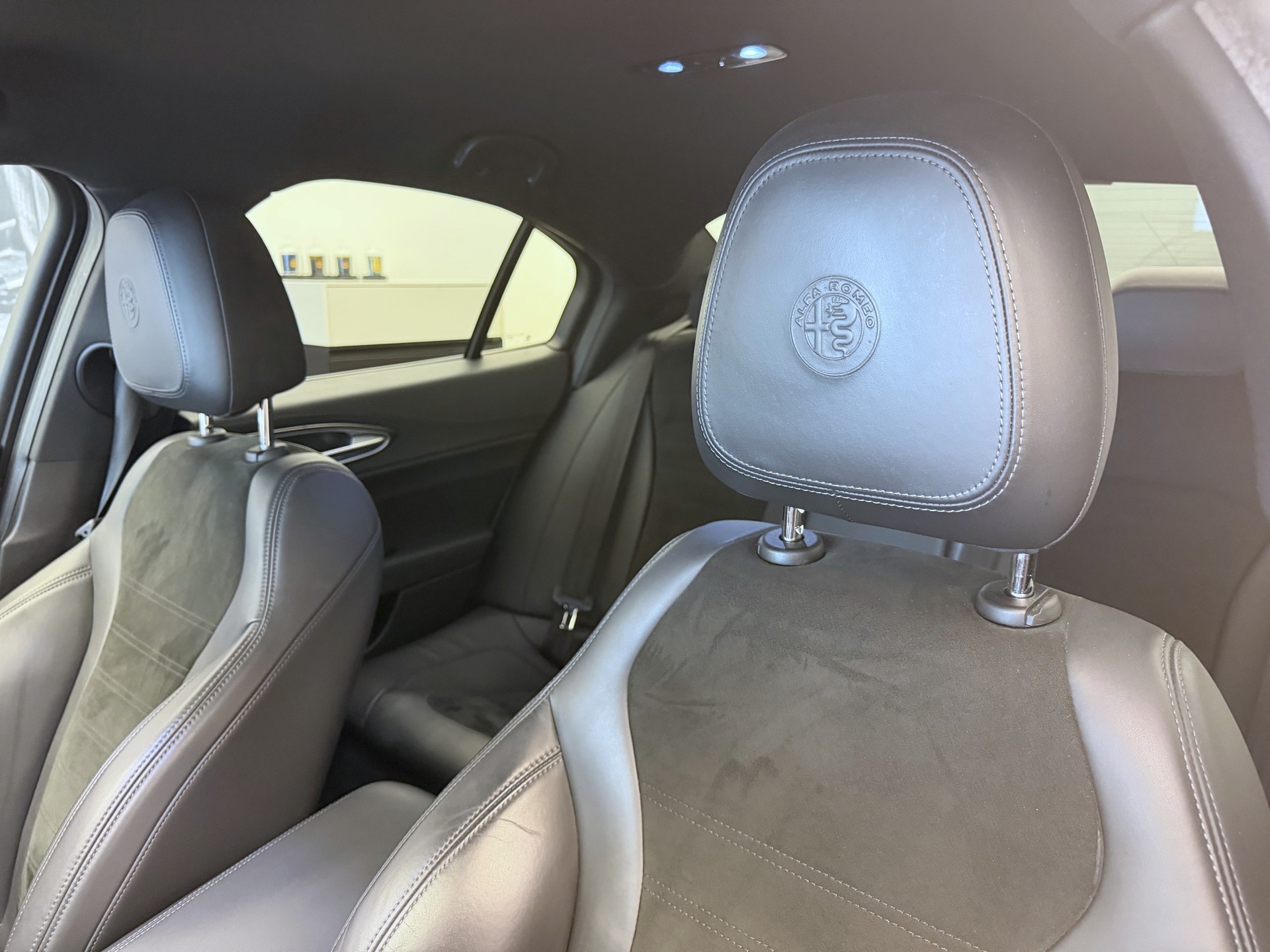 ALFA ROMEO Giulia 2.0 Veloce Q4 Automatic-image-5