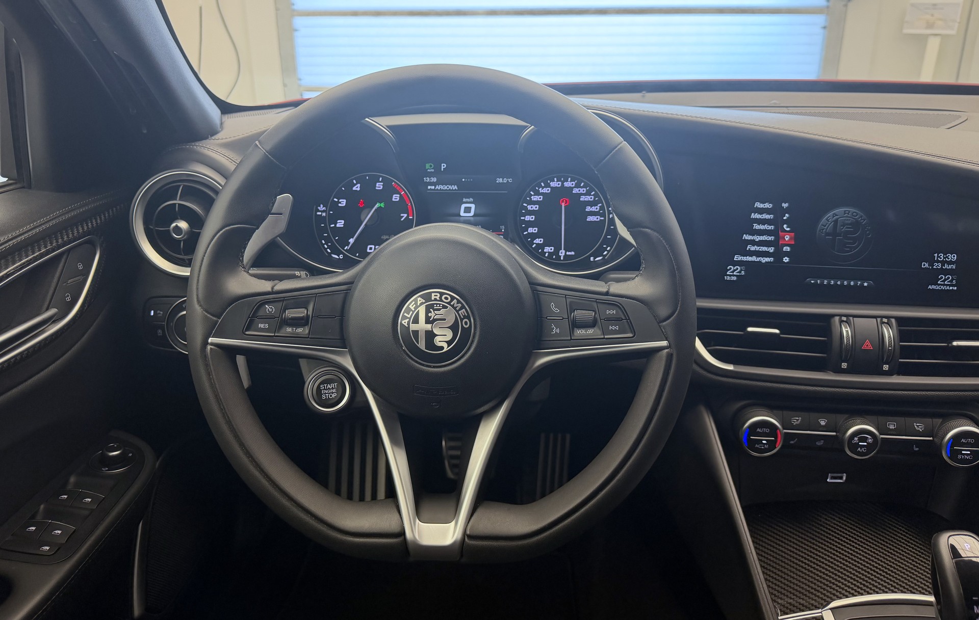 ALFA ROMEO Giulia 2.0 Veloce Q4 Automatic-image-7