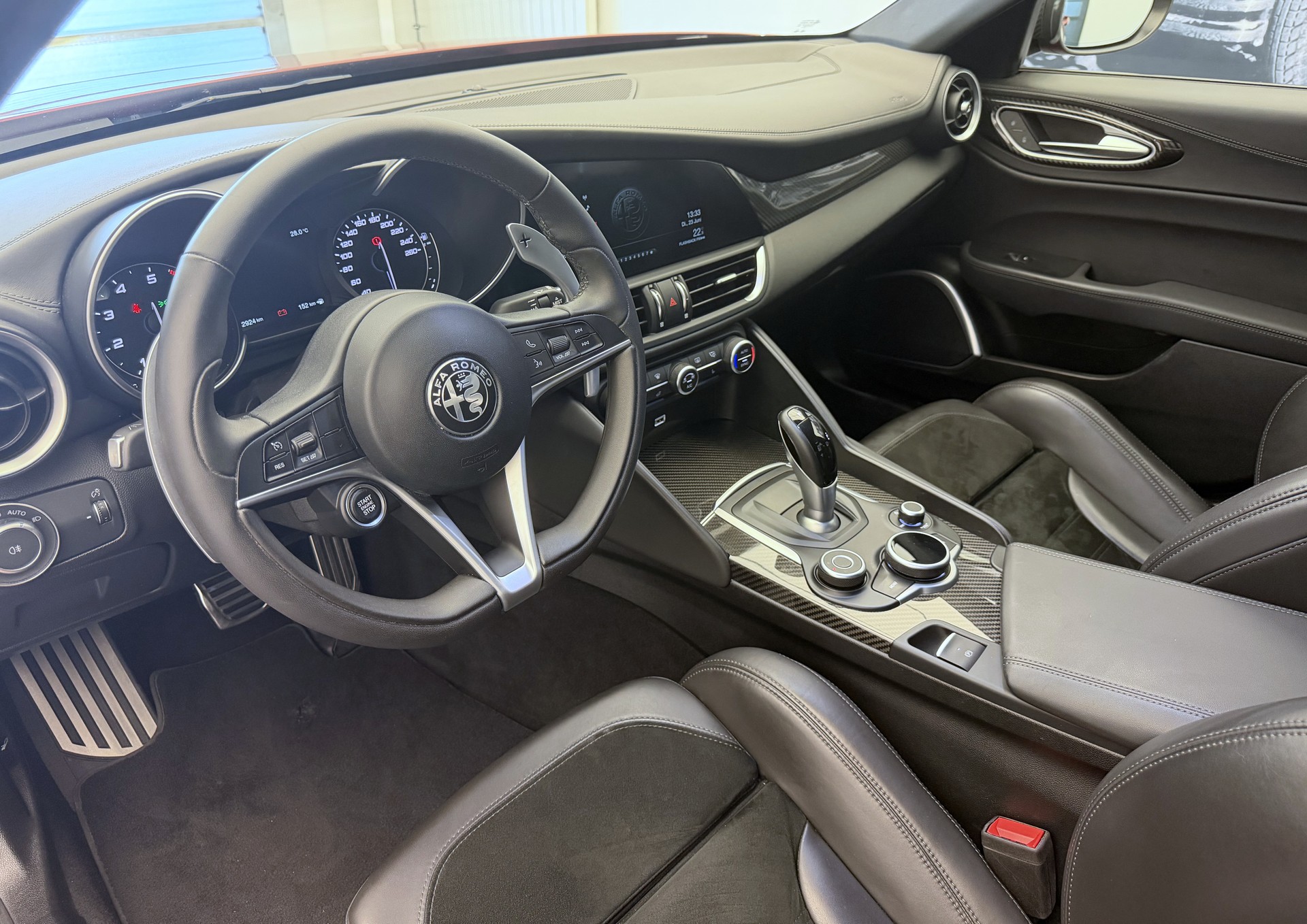 ALFA ROMEO Giulia 2.0 Veloce Q4 Automatic-image-6