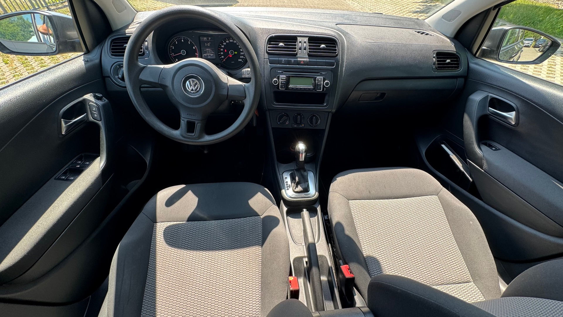 VW Polo 1.2 TSI Team DSG-image-7