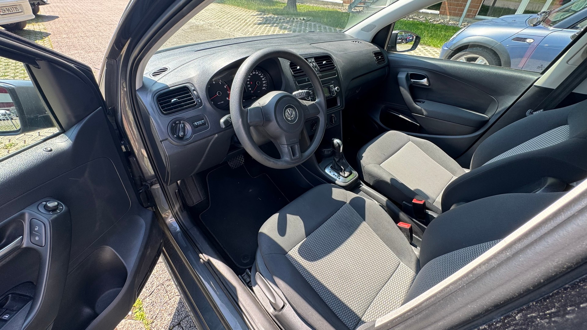 VW Polo 1.2 TSI Team DSG-image-5